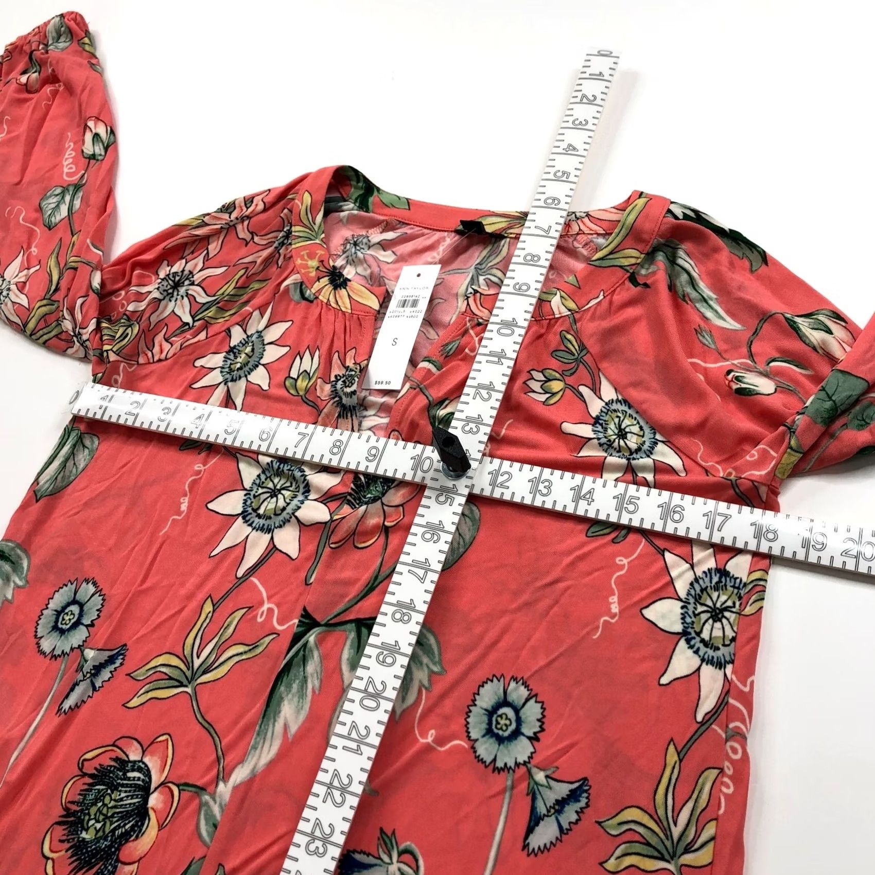 Ann Taylor Ann Taylor Blouse Shirt Womens V-Neck Long Sleeve Pullover Rayon Floral Pink Coral All Over Print Casual S Small Size S / US 4 / IT 40 - 6 Thumbnail