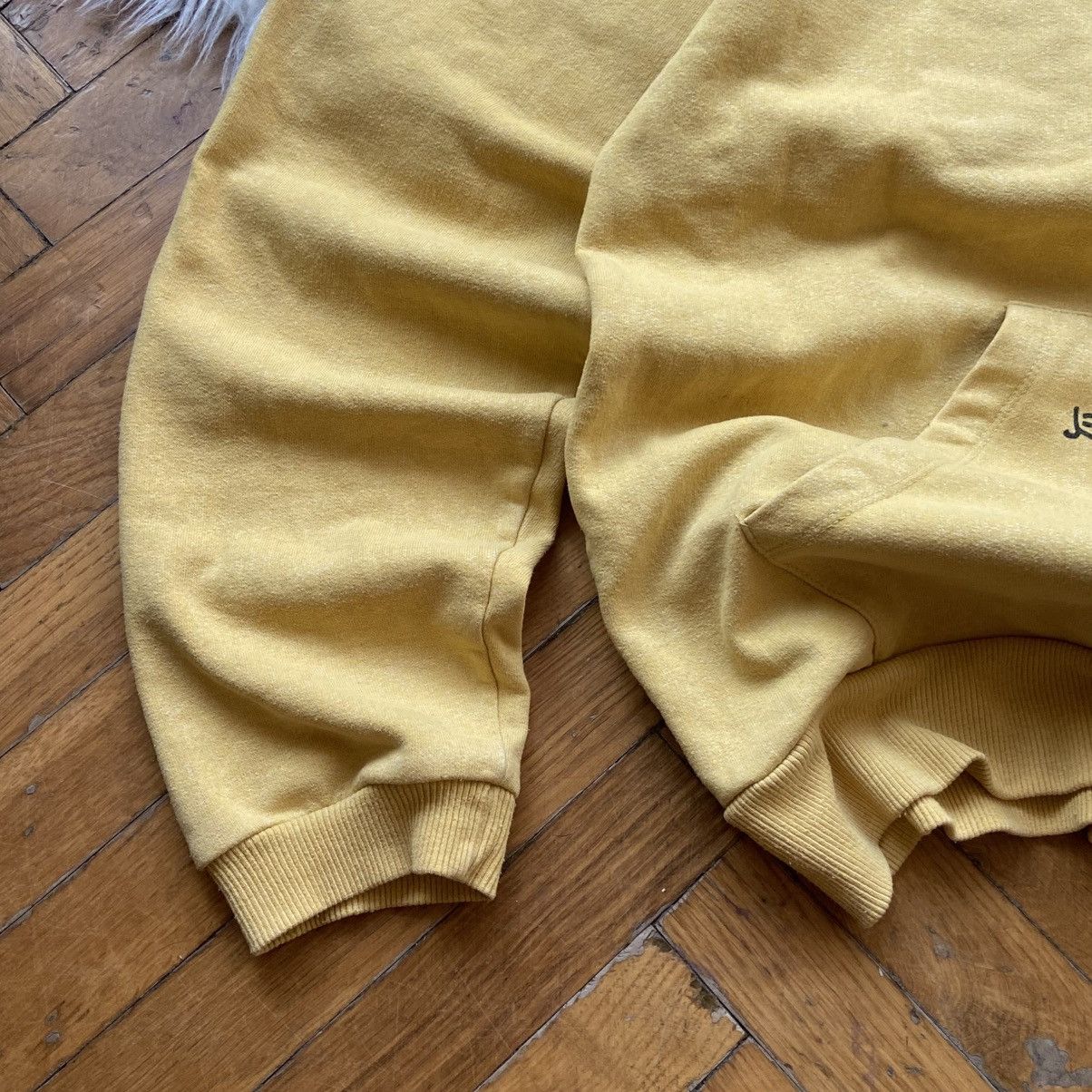 Jean-Michel Basquiat 📌 Crazy Jean-Michel Basquiat x Pull & Bear Dino Hoodie Size US L / EU 52-54 / 3 - 5 Thumbnail