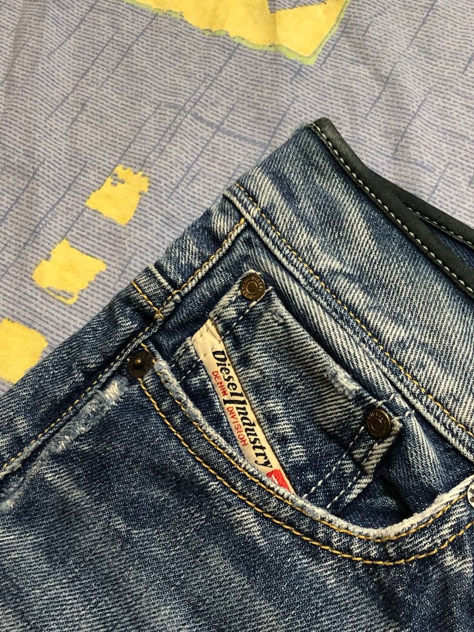 Diesel jeans shorts denim Diesel Streetwear Y2K Vintage Size 28" / US 6 / IT 42 - 8 Thumbnail