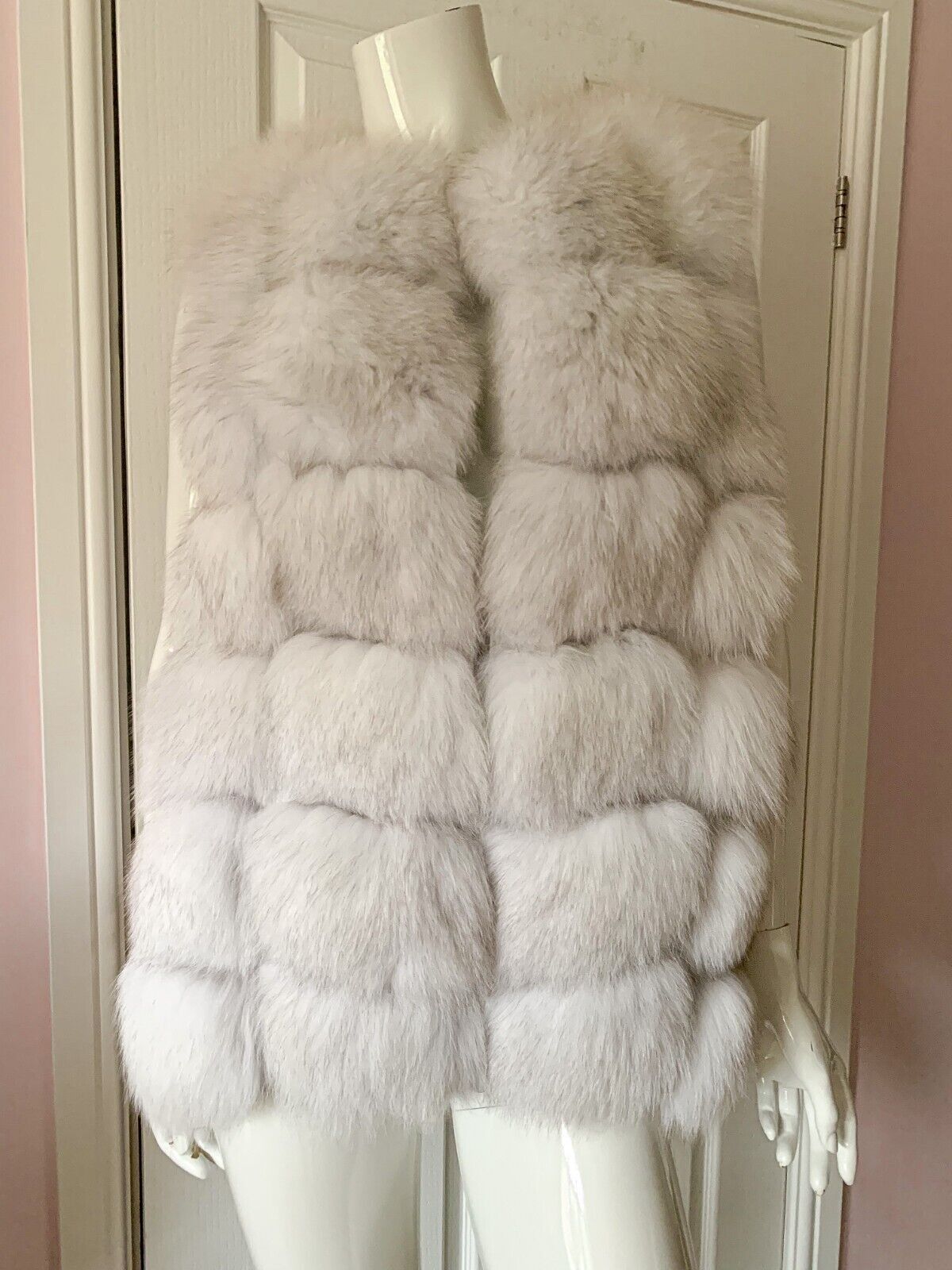 Image of Real Blue Fox Fur Sleeveless Long Gilet Bodywarmer Jacket in White, Women's (Size Small)