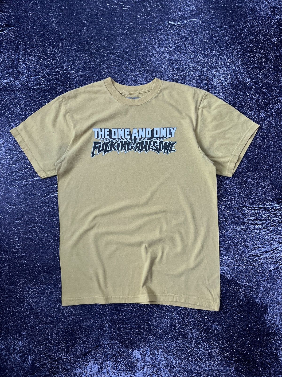 Fucking Awesome Yellow Fucking Awesome The One And Only Hockey Graphic Shirt Size US M / EU 48-50 / 2 - 1 Thumbnail
