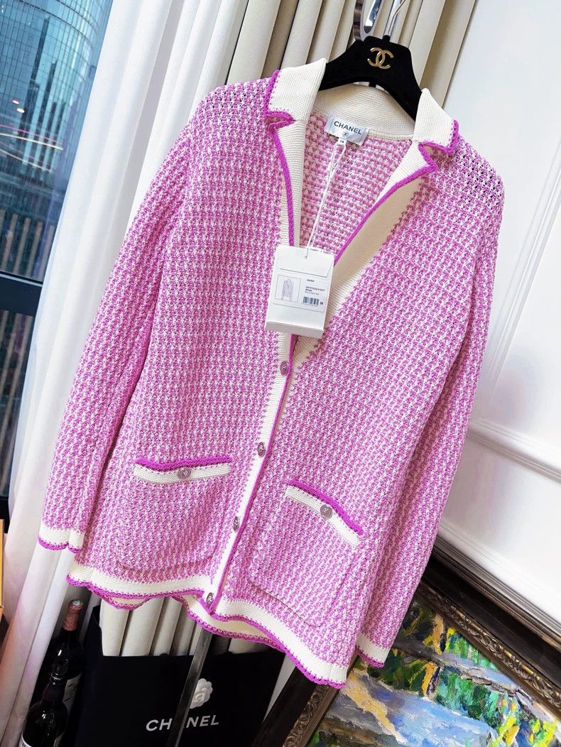 Chanel Chanel 22P pink purple with white fine plaid lion buckle l Size XS / US 0-2 / IT 36-38 - 1 Thumbnail