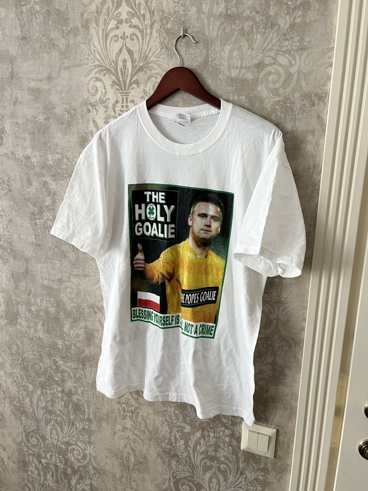 Vintage Artur Boruc The Holy Goalie Tee Celtic Football Shirt Size US L / EU 52-54 / 3 - 2 Thumbnail
