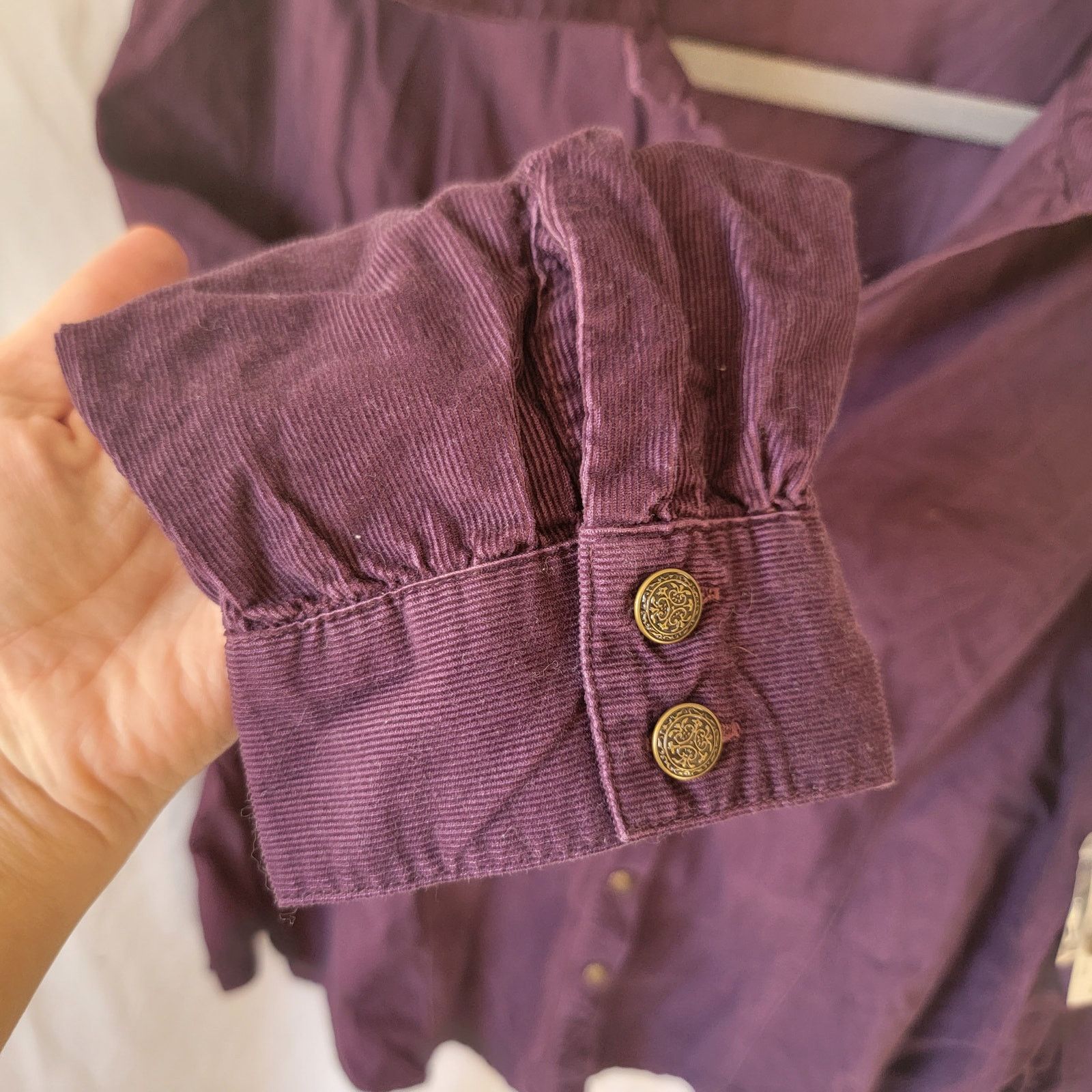 St. Johns Bay St Johns Bay Purple Corduroy Button Down Top Size XL Size XL / US 12-14 / IT 48-50 - 6 Thumbnail