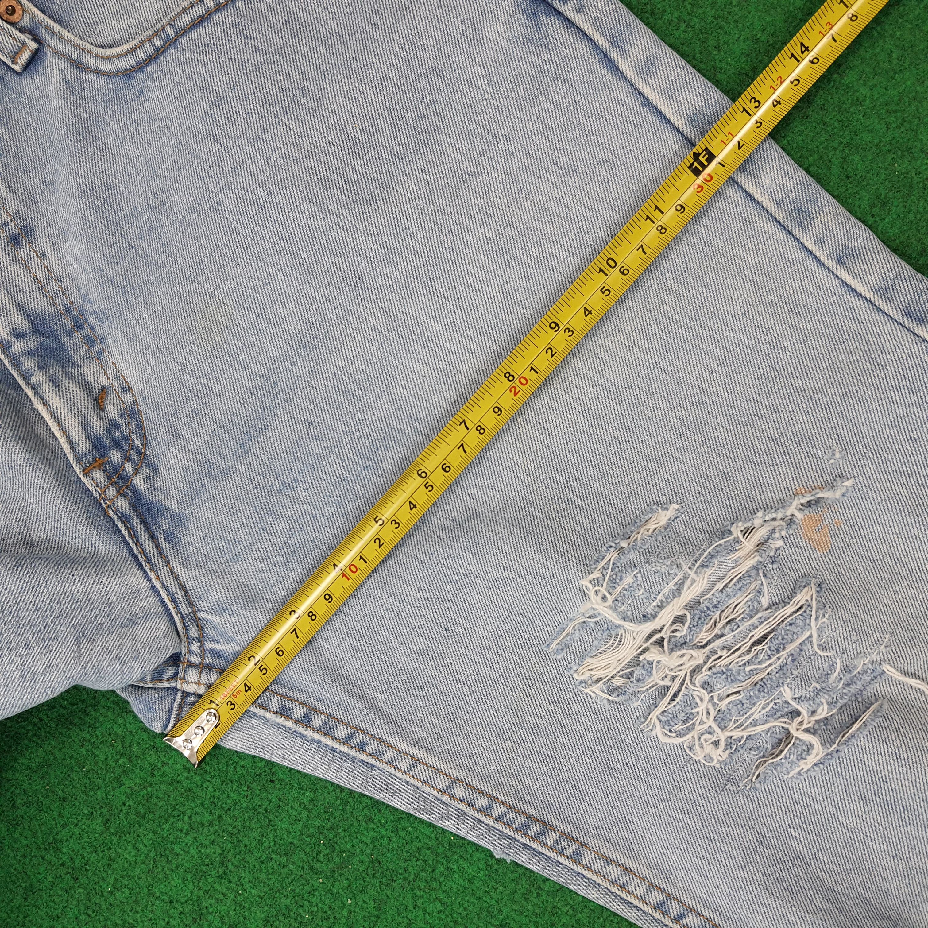 Levi's Vintage Levi's 505 Distressed Jeans C272N28 Size US 32 / EU 48 - 15 Thumbnail