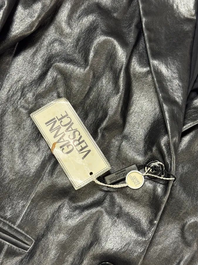 Vintage 1990s Gianni Versace Pure Black Leather Blazer Jacket Size US S / EU 44-46 / 1 - 6 Thumbnail