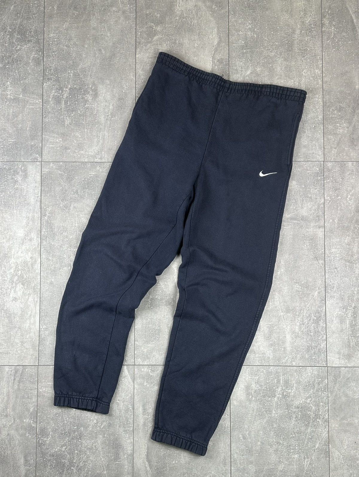 Nike Nike Vintage Small Swoosh Sweatpants Size US 30 / EU 46 - 2 Thumbnail