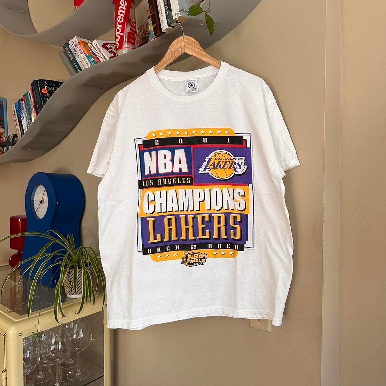 NBA × Vintage Vintage 2001 Los Angeles Lakers Shirt Size US L / EU 52-54 / 3 - 1 Thumbnail