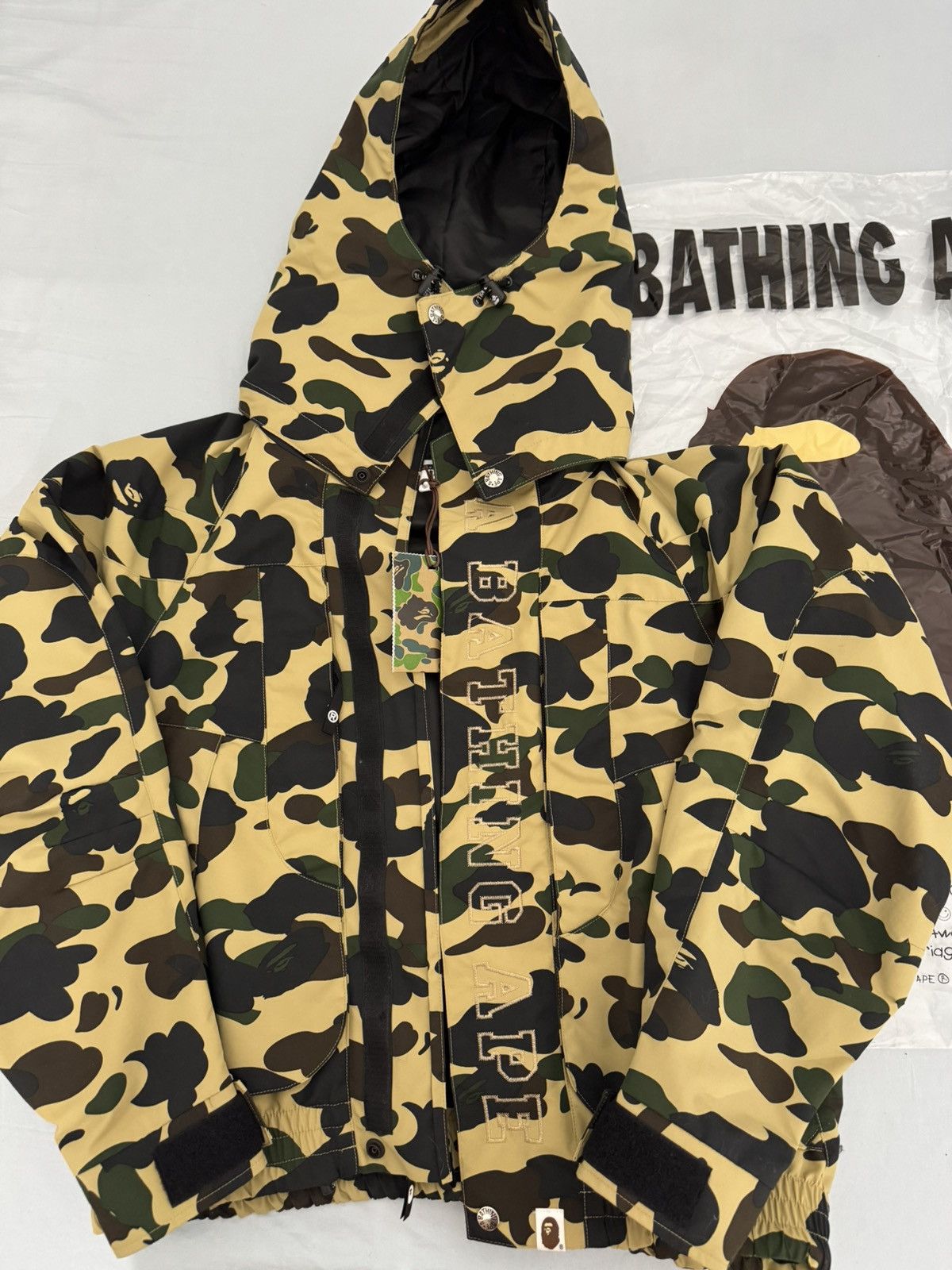 Bape Bape 1st Camouflage Windbreaker Jacket - NWT Size US S / EU 44-46 / 1 - 2 Thumbnail