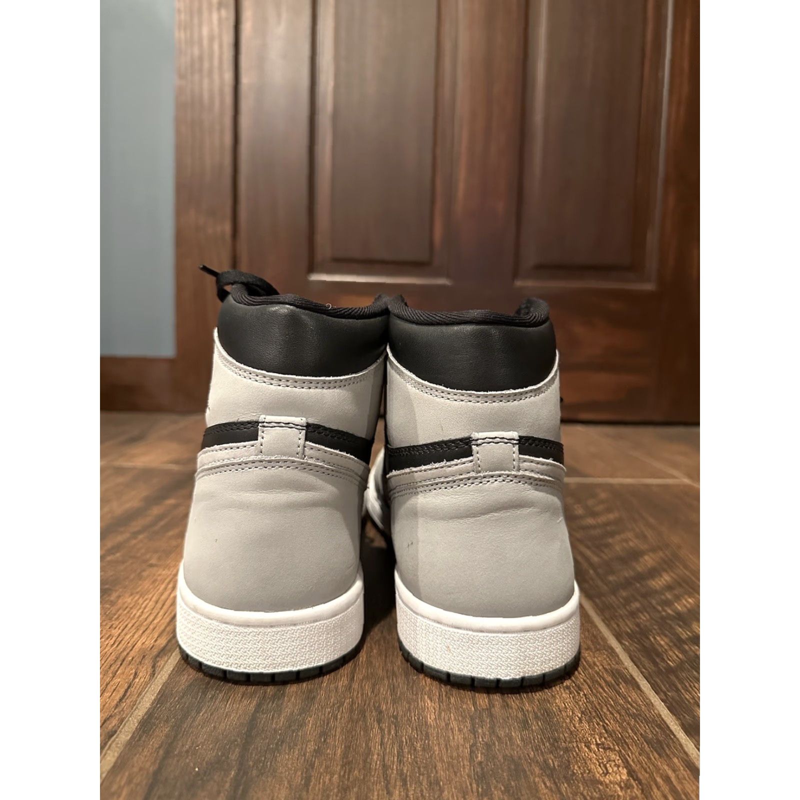 Jordan Brand Nike Air Jordan 1 Retro OG High Shadow 2.0 555088-035 Men's Sneakers Size 11.5 Gray Size US 11 / EU 44 - 4 Thumbnail