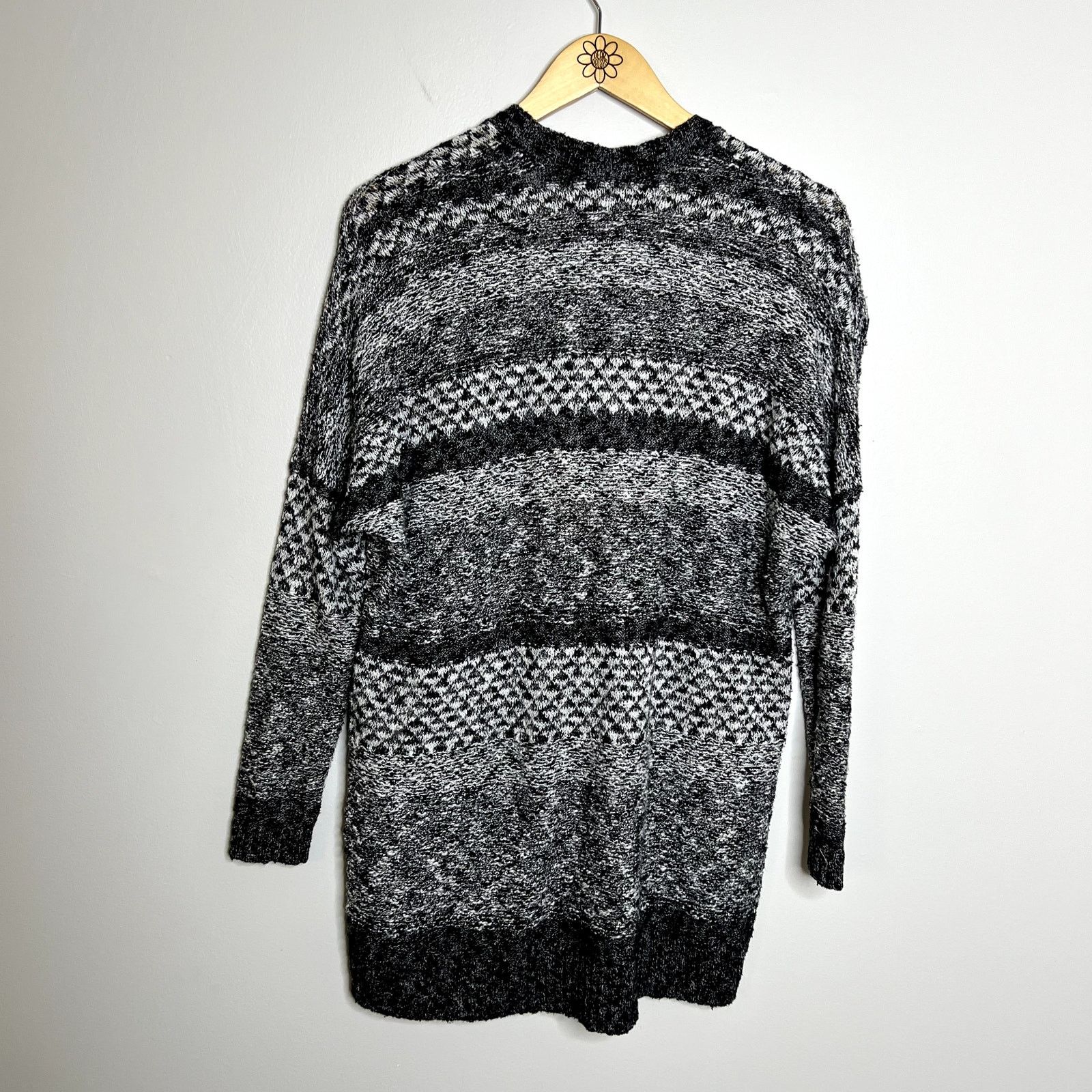Abercrombie & Fitch Abercrombie & Fitch Knit Striped Button Cardigan Sweater Size XS / US 0-2 / IT 36-38 - 5 Thumbnail