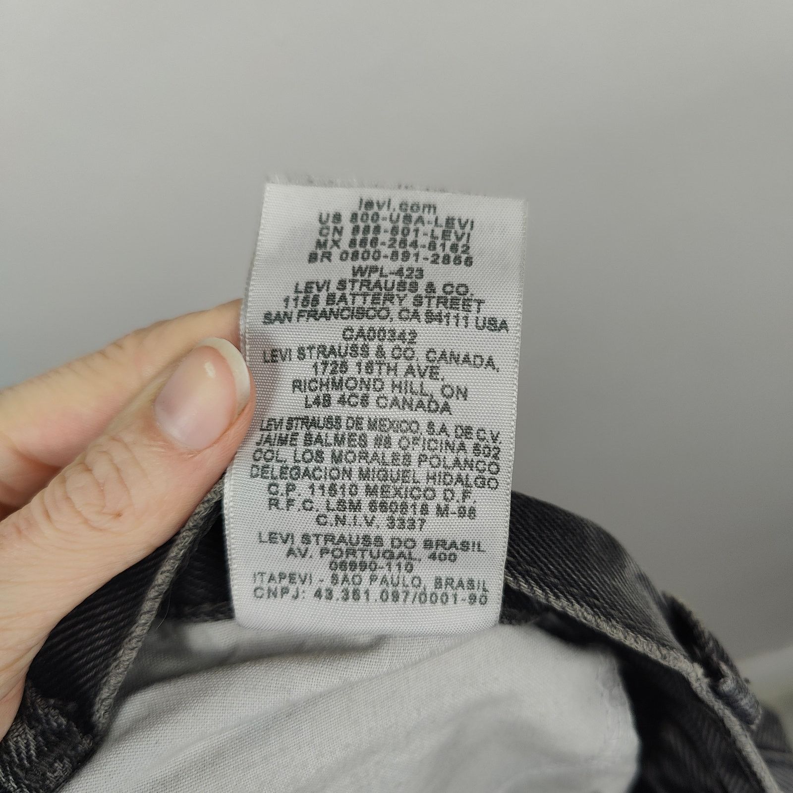 Levi's Vintage Levi's 550 Jeans Mens 30x30 Relaxed Fit Y2K Charcoal Size US 30 / EU 46 - 11 Thumbnail