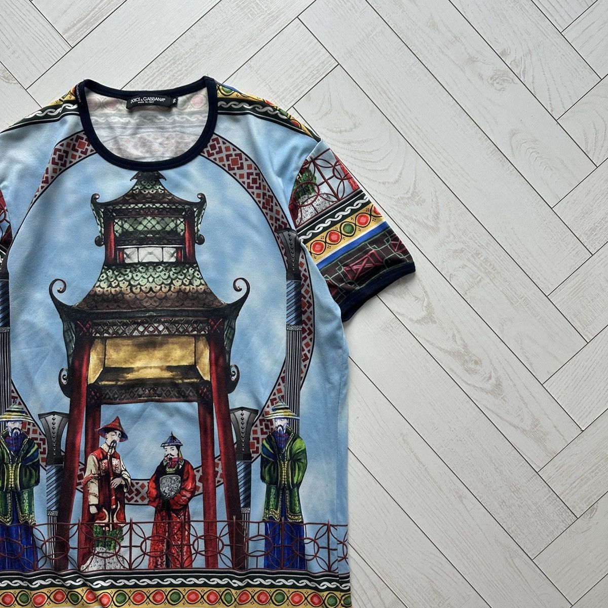 Dolce & Gabbana Dolce & Gabanna Chinese Temple AOP tee rare luxury y2k og Size US L / EU 52-54 / 3 - 3 Thumbnail