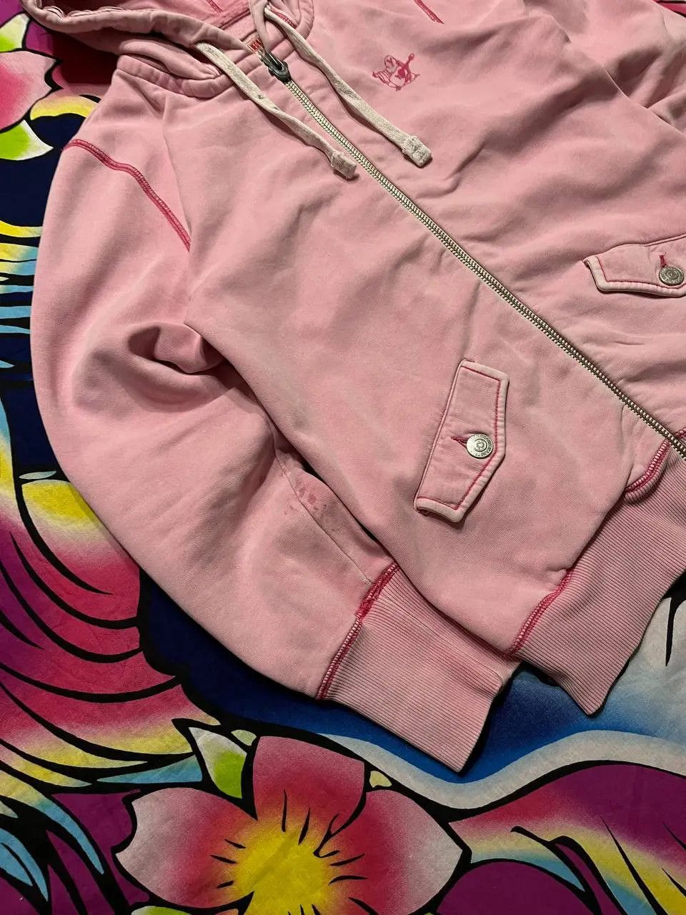 True Religion True Religion zip hoodie y2k style pink big logo Size L / US 10 / IT 46 - 3 Thumbnail