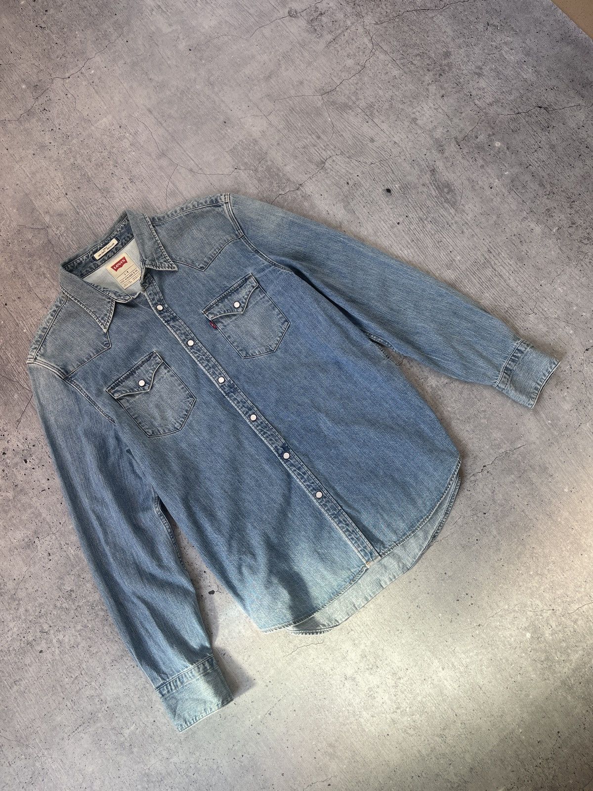 Levi's Levis shirt overshot denim size Large Size US L / EU 52-54 / 3 - 2 Thumbnail