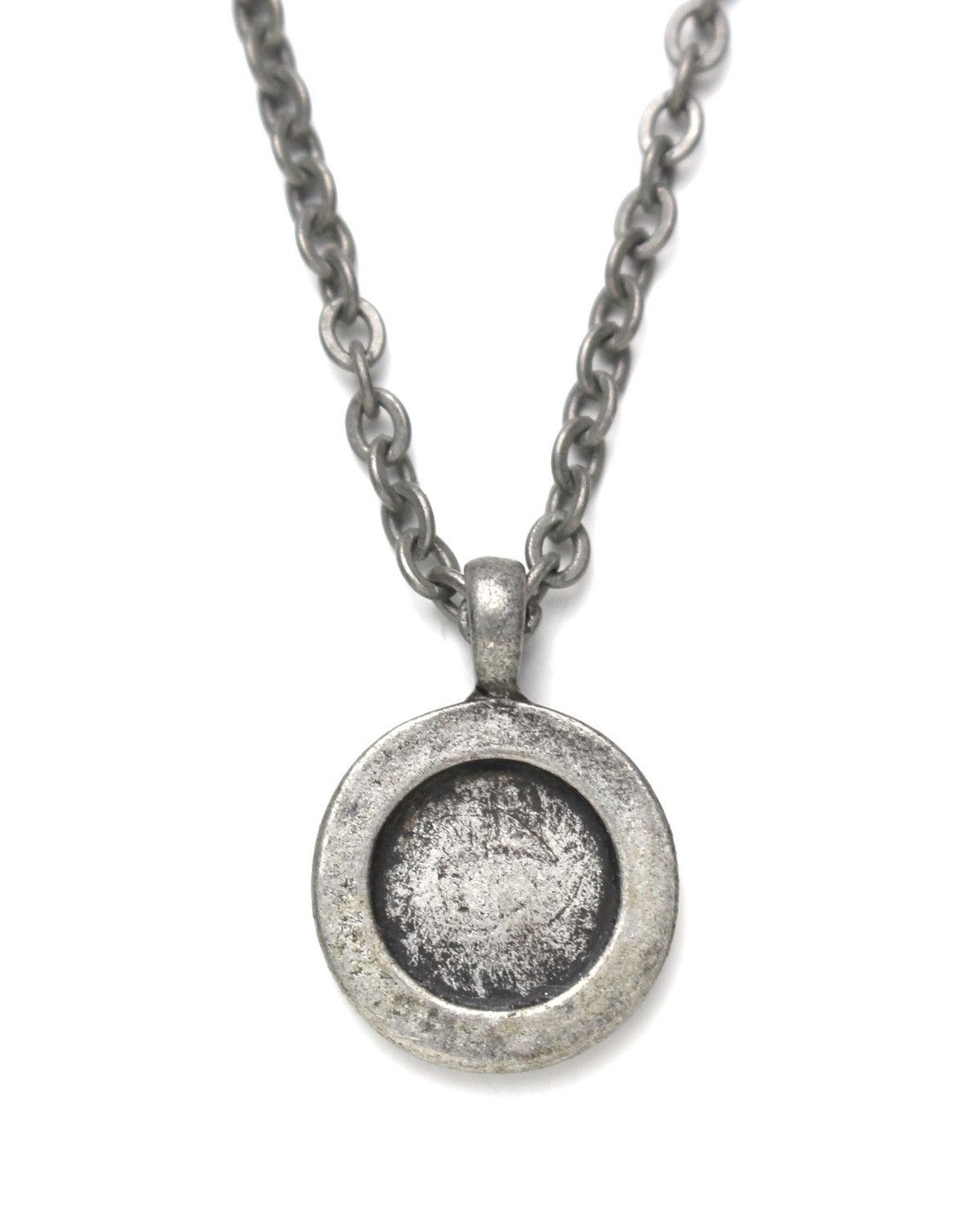 Japanese Brand 2000S FLARE. DISTRESSED SILVER-TONE ROUND PENDANT NECKLACE Size ONE SIZE - 1 Thumbnail