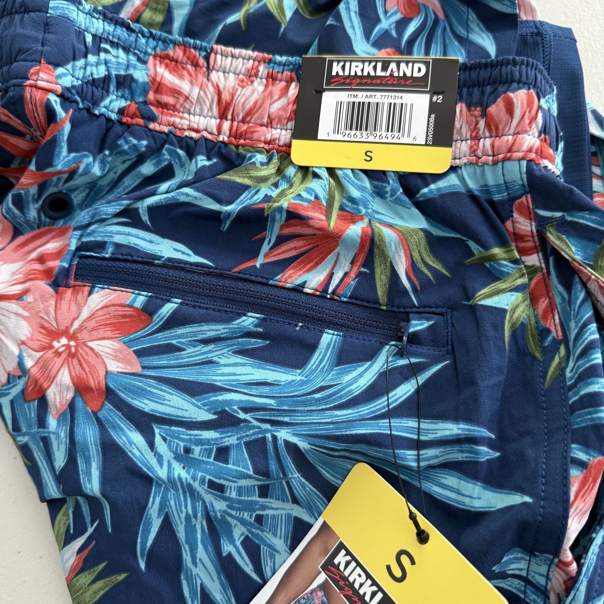 Kirkland Signature Kirkland Signature Men's Swim Shorts Small Size US 26 / EU 42 - 10 Thumbnail