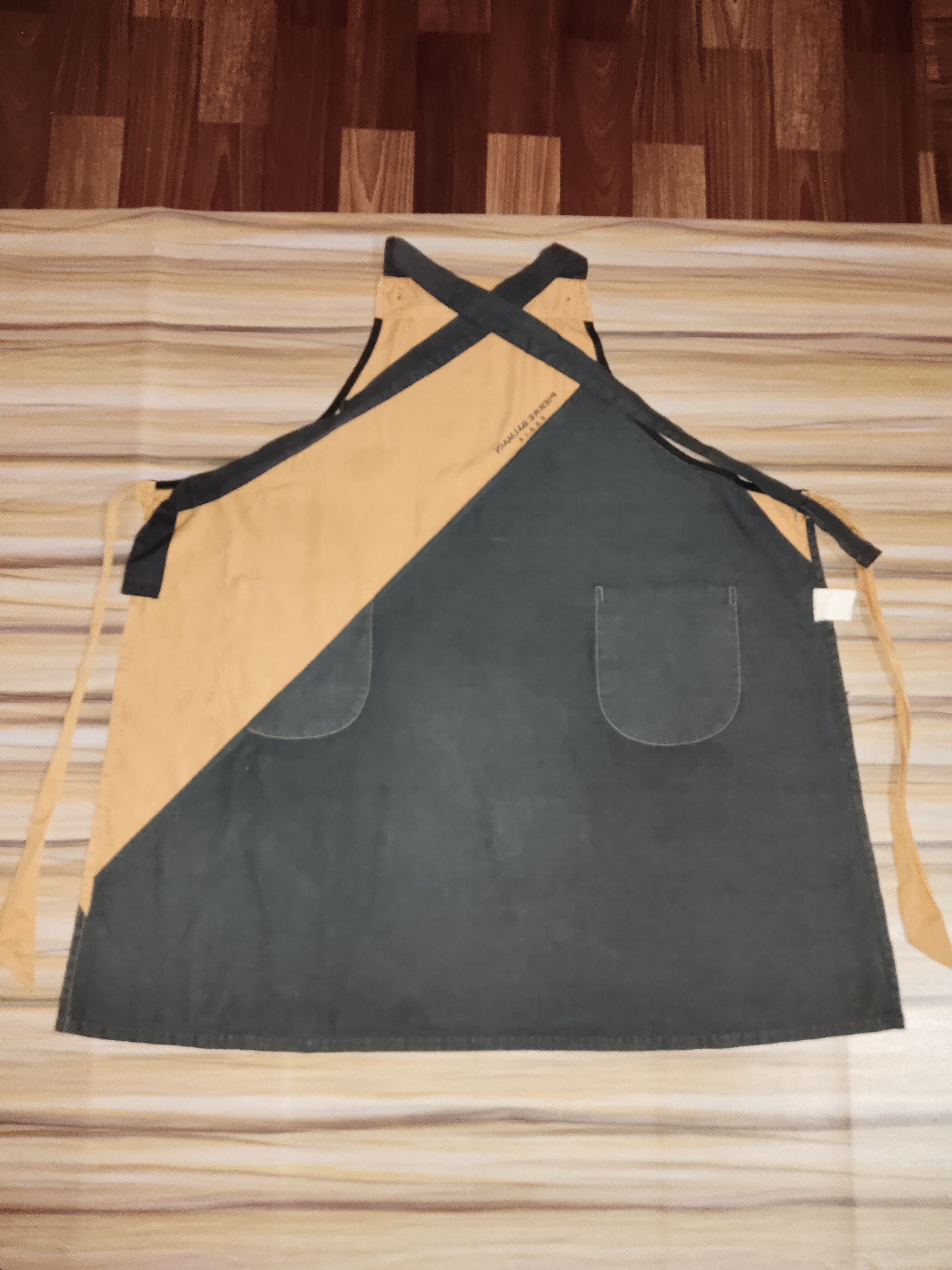 Pierre Balmain PIERRE BALMAIN Apron Size ONE SIZE - 4 Thumbnail