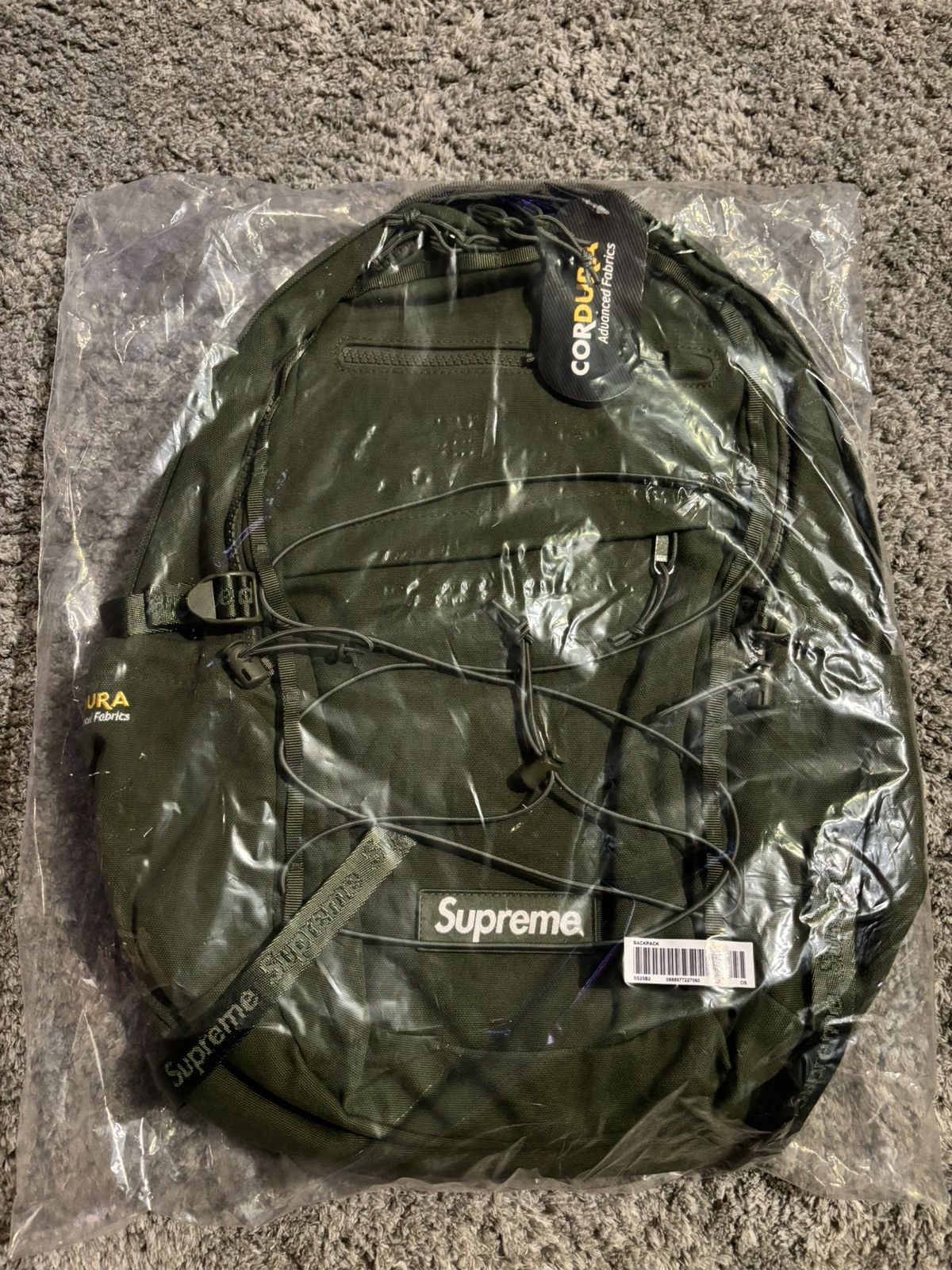 Supreme オリーブ バックパック