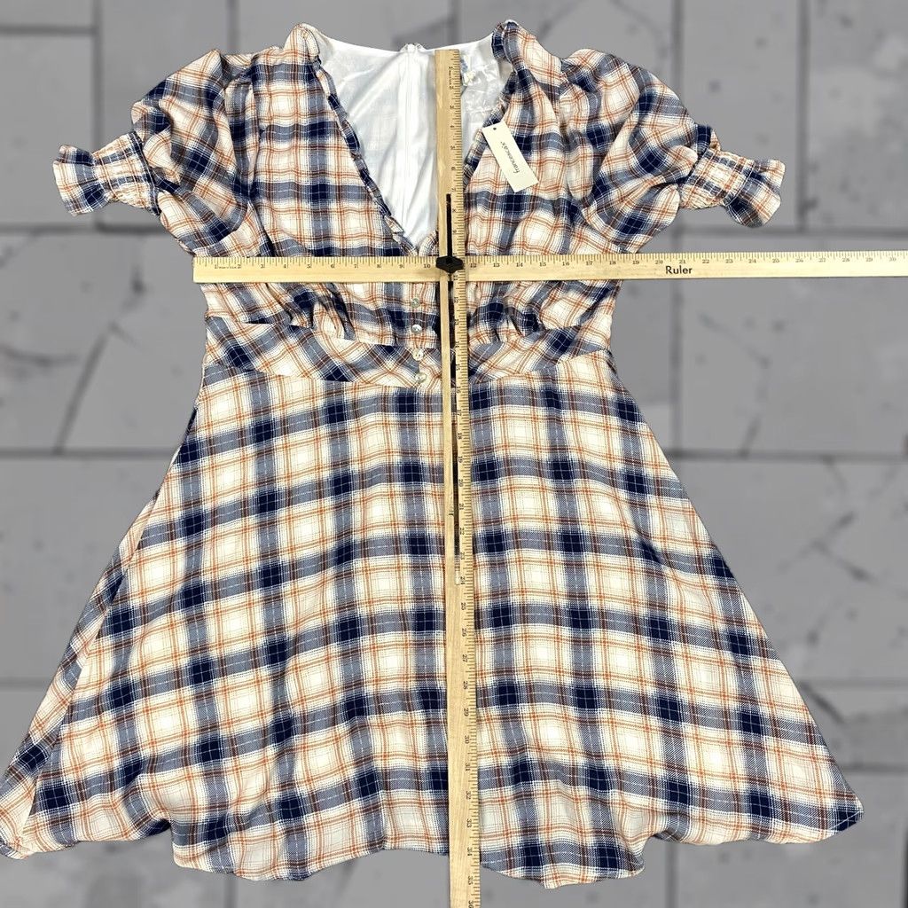 Vintage Francesca's Blue Rain Dress 1X Ivory Plaid Mini Lined Wrap Dress Women Plus Short Sleeve Size XL / US 12-14 / IT 48-50 - 1 Thumbnail