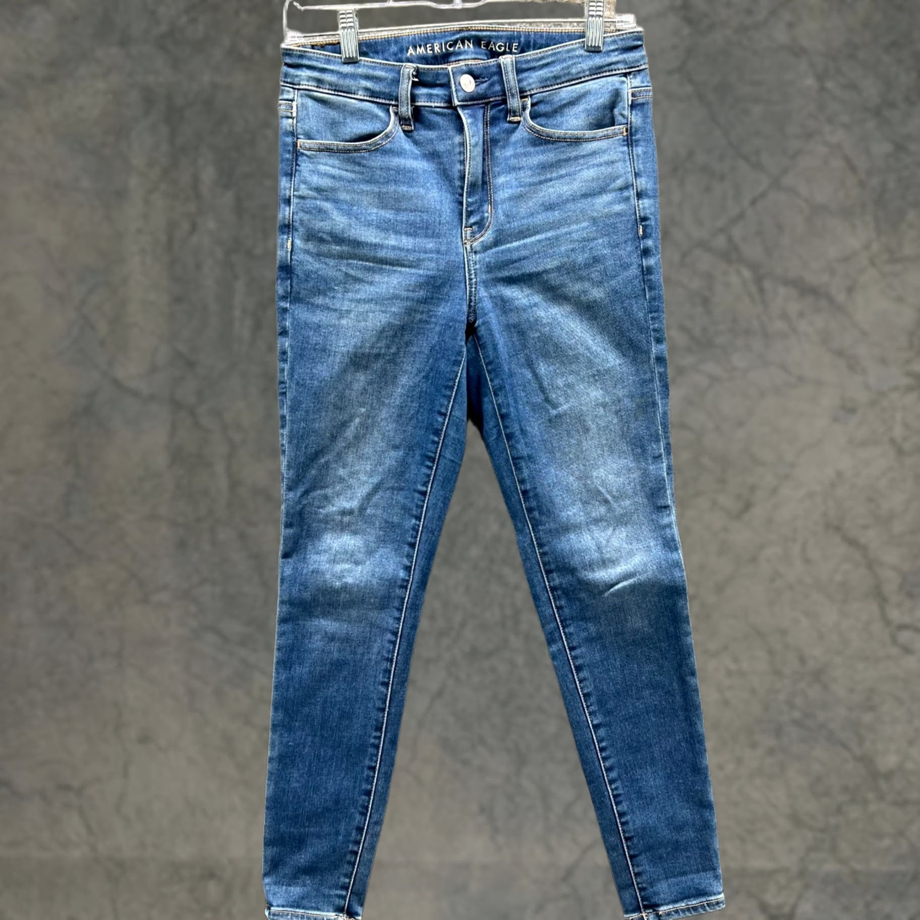 American Eagle Outfitters American Eagle Jeans Womens 6 Stone Blue Highest Rise Jegging Distressed Stretch $ Denim 5-Pocket Regular Rise High Stone Wash Size 28" / US 6 / IT 42 - 1 Thumbnail