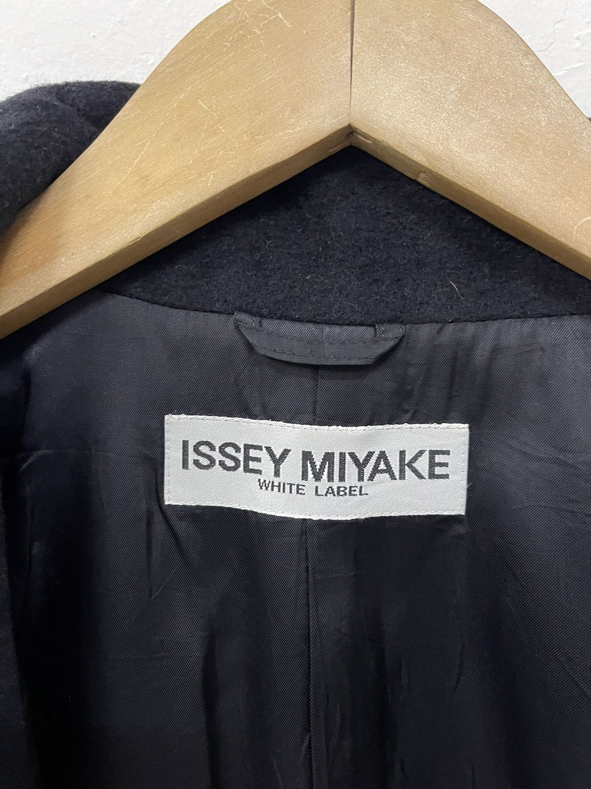 Issey Miyake Angora Wool Issey Miyake White Label Jacket Size M / US 6-8 / IT 42-44 - 5 Thumbnail