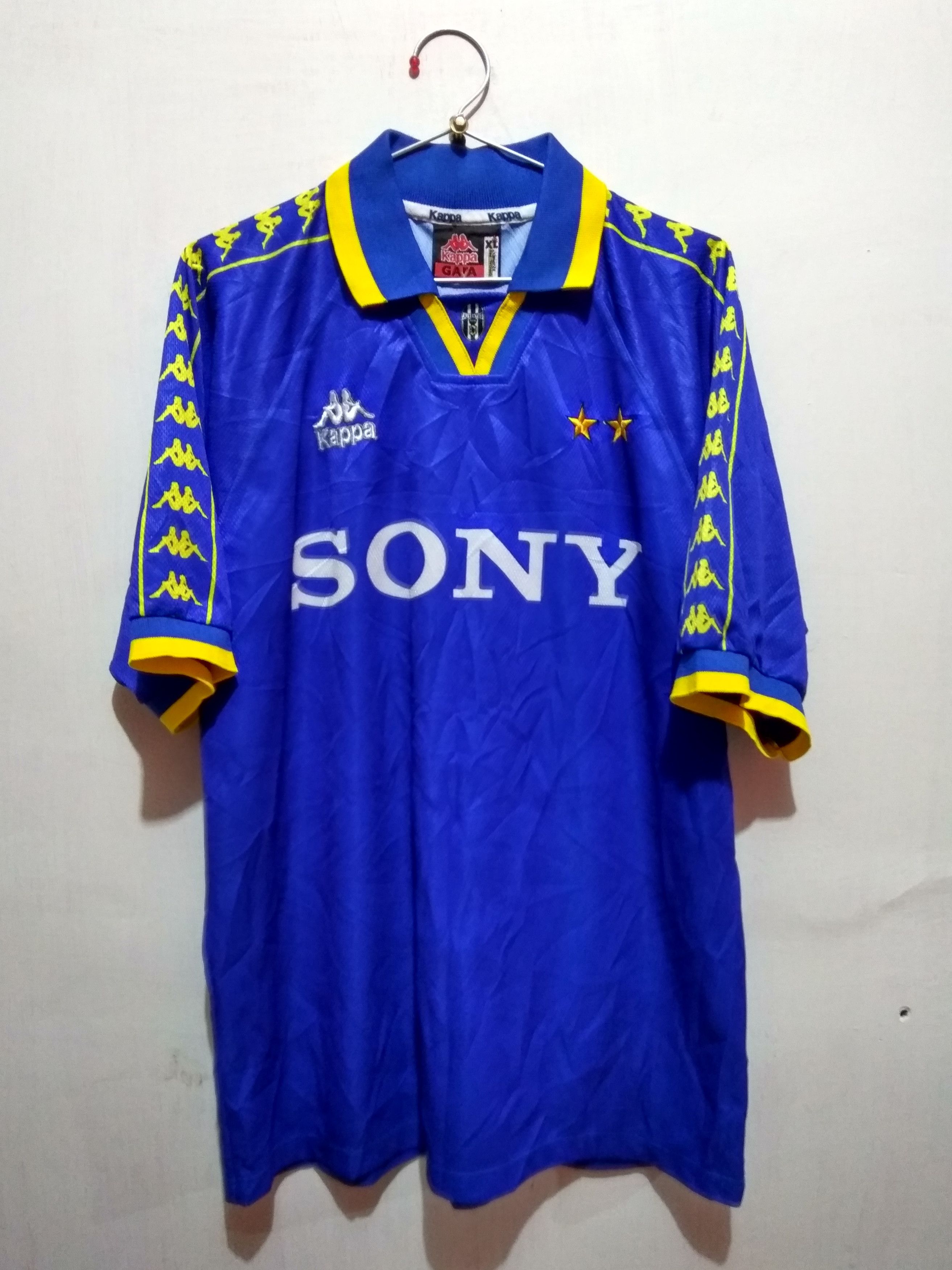 Vintage Vintage Jersey Juventus Size US XL / EU 56 / 4 - 1 Thumbnail