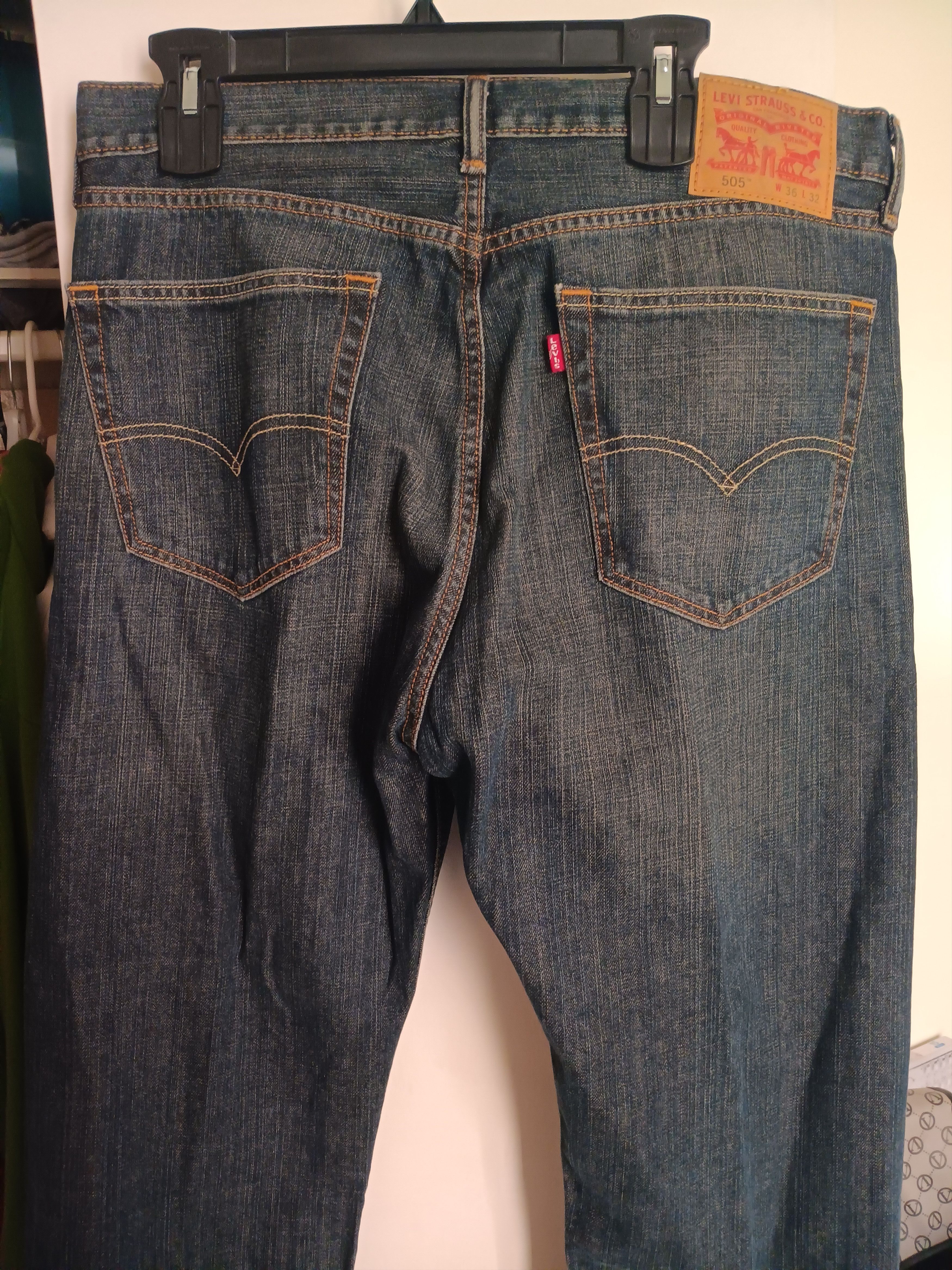 Levi's Dark wash Denim Levi jeans Size US 36 / EU 52 - 2 Thumbnail