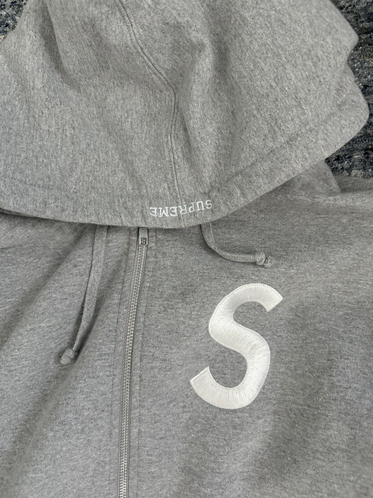 Supreme Supreme S logo hoodie grey Size US L / EU 52-54 / 3 - 4 Thumbnail