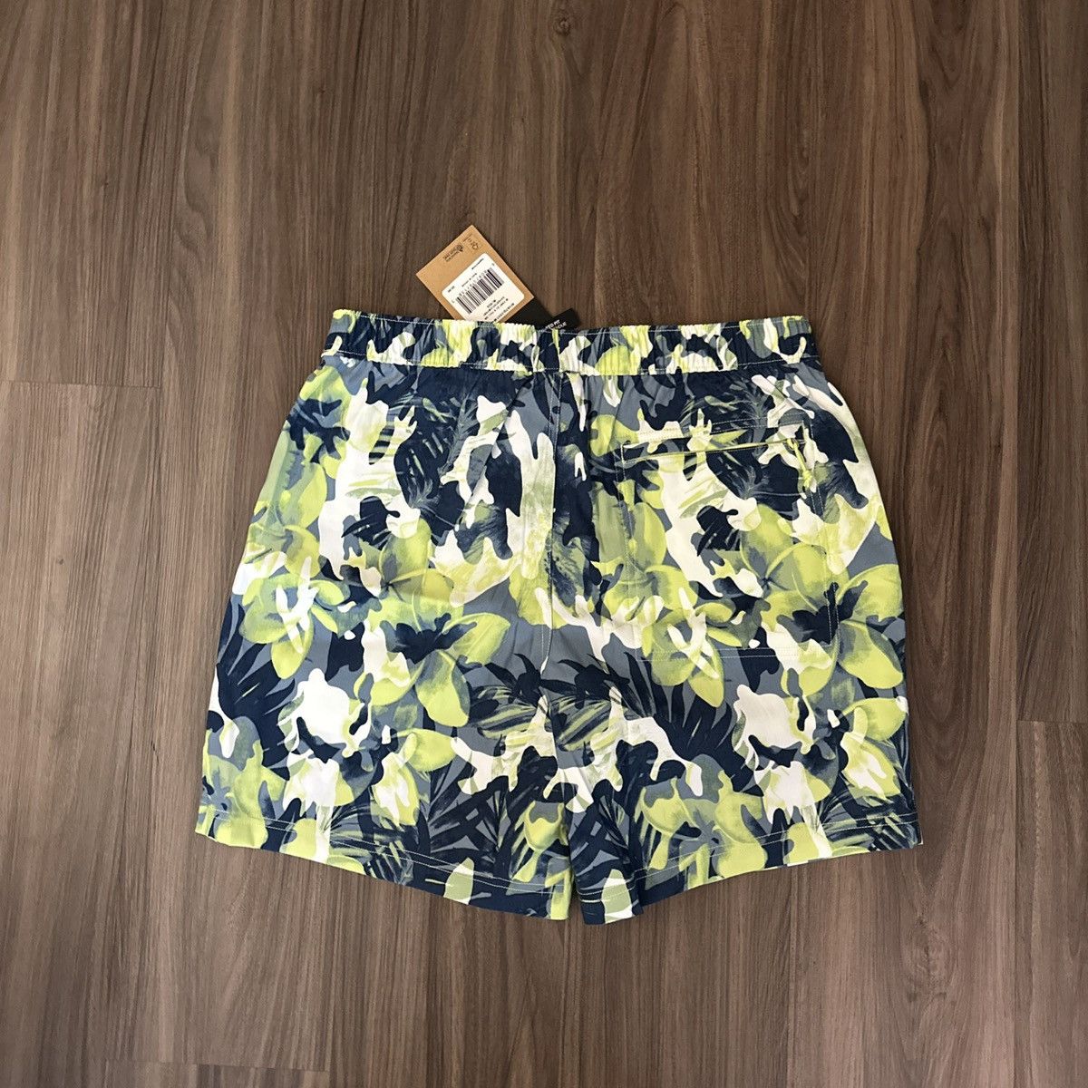 The North Face The North Face Men’s Pull-On Shorts M Tropical Camo Size US 32 / EU 48 - 5 Thumbnail