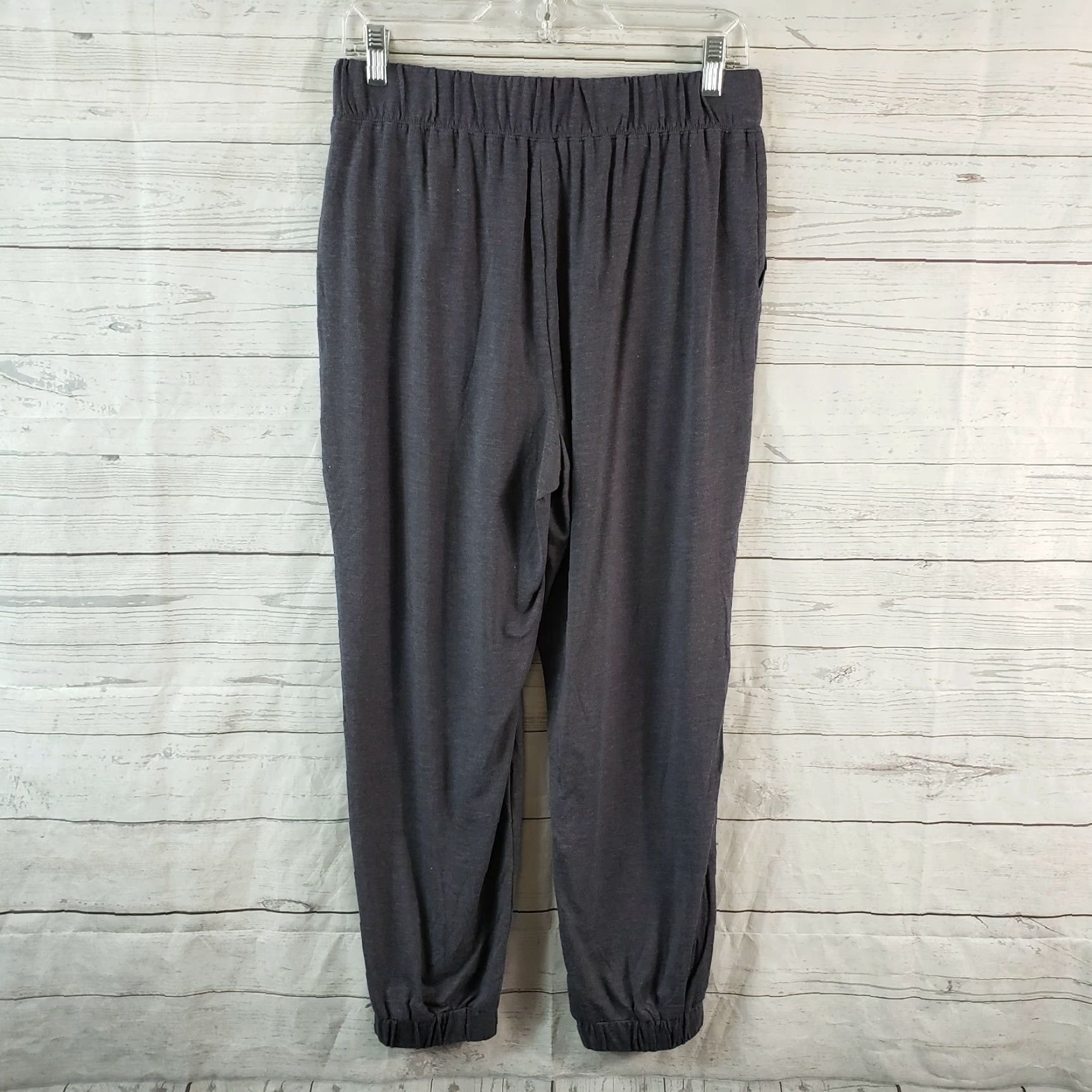 Fabletics Fabletics Womens Restoreknit Tapered Lounge Pants L Gray Pockets Jogger Women's Size 36" / US 14 / IT 50 - 3 Thumbnail