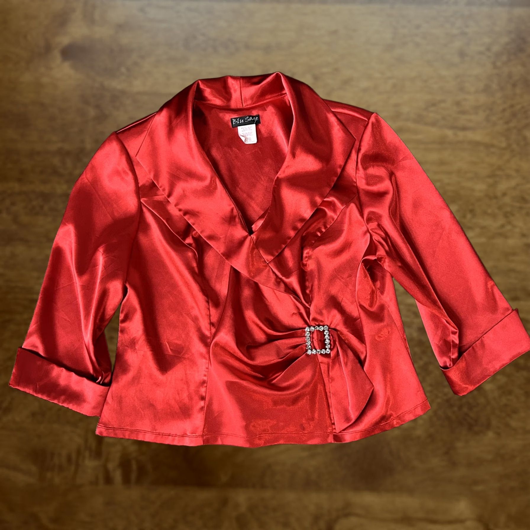 Vintage Blu Sage Blouse Womens Medium Red Satin Rhinestone Buckle 3/4 Sleeve Dressy Top Size M / US 6-8 / IT 42-44 - 1 Thumbnail