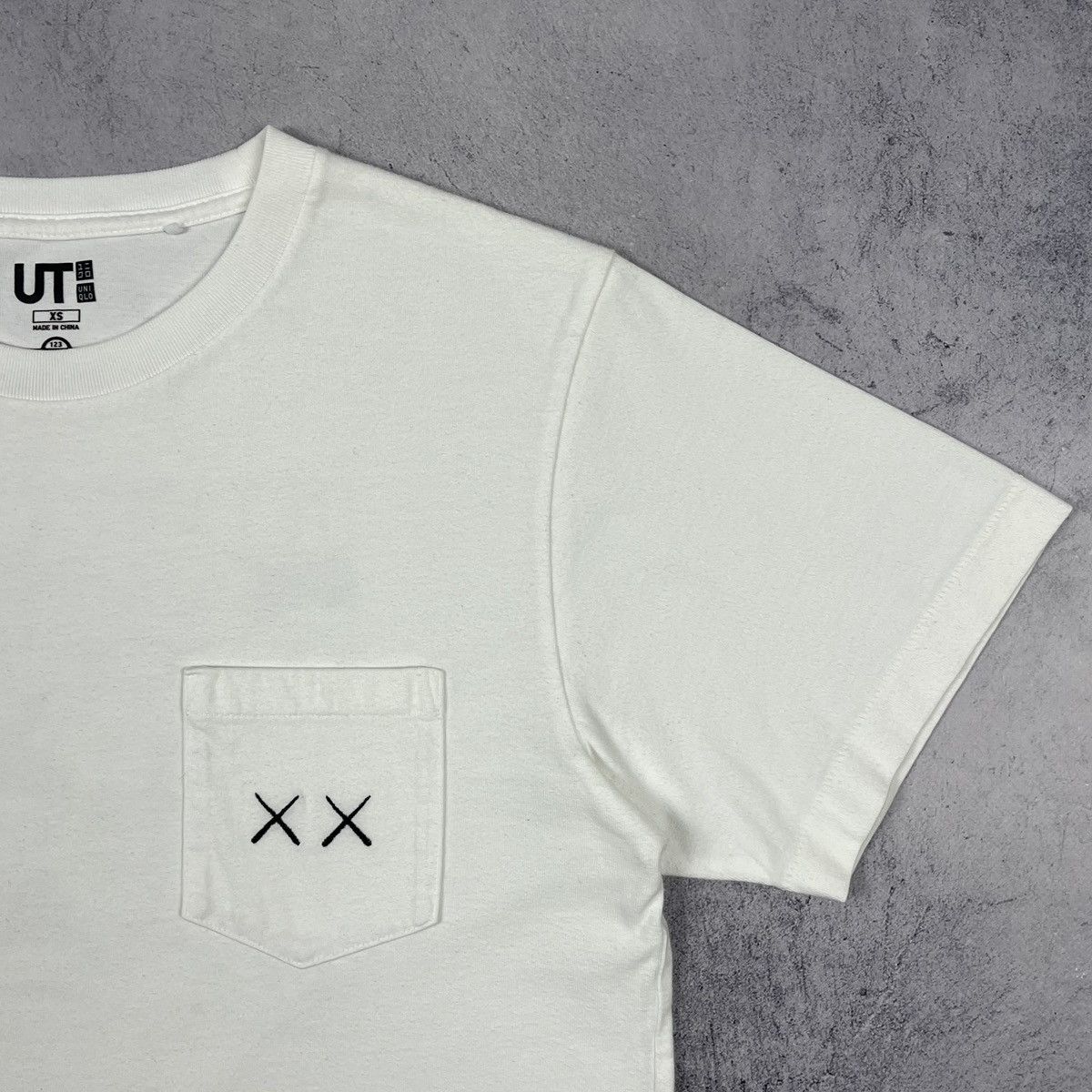 Kaws × Uniqlo Kaws x Uniqlo Sesame Street big logo y2k pocket tee Size US XS / EU 42 / 0 - 11 Thumbnail