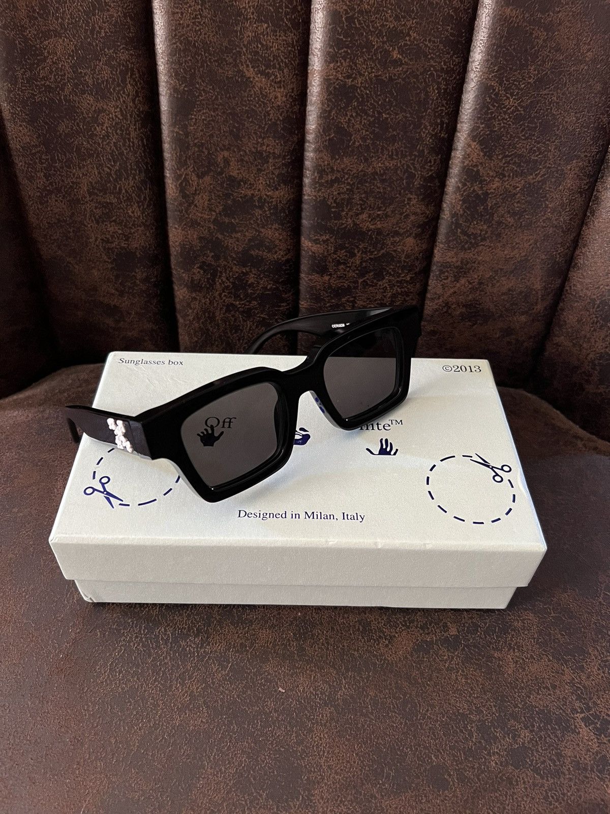 Virgil Sunglasses OFF WHITE 40018U