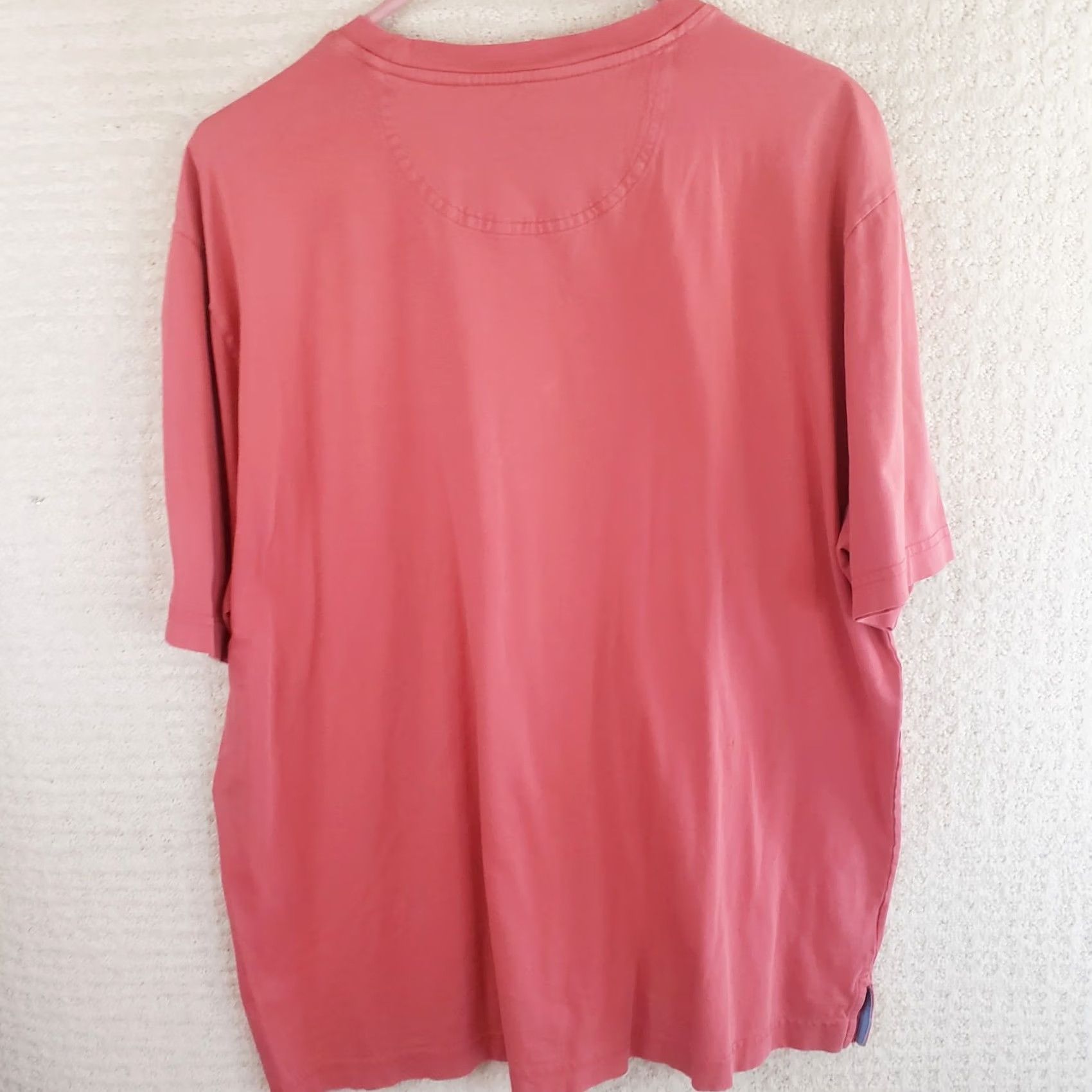 Tommy Bahama Tommy Bahama Shirt Mens Large Relax Pima Short Sleeve Crew Neck Pocket Coral Size US L / EU 52-54 / 3 - 6 Thumbnail