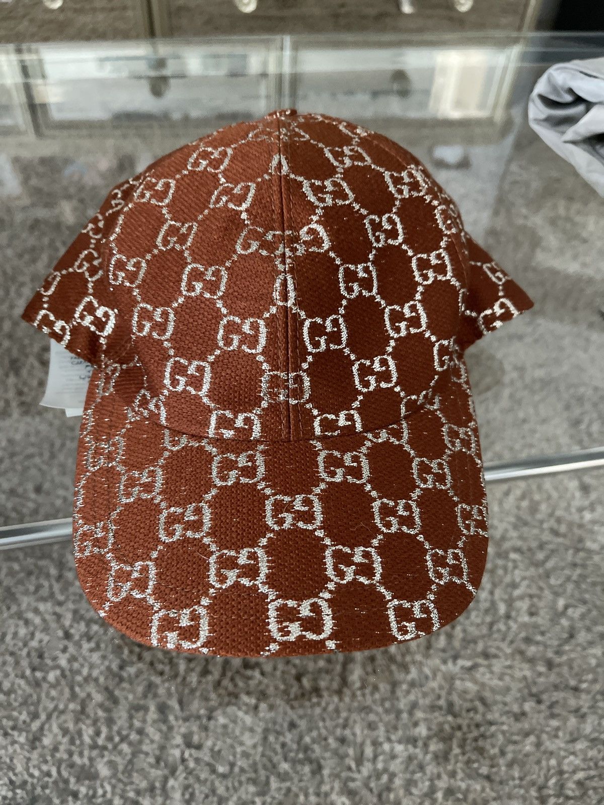 Gucci Brown Rust Cooper Silver Logo Baseball Hat Cap sz 57 Gucci Baseball Cap in Brown GG Canvas with Green/Red Web  main image 2