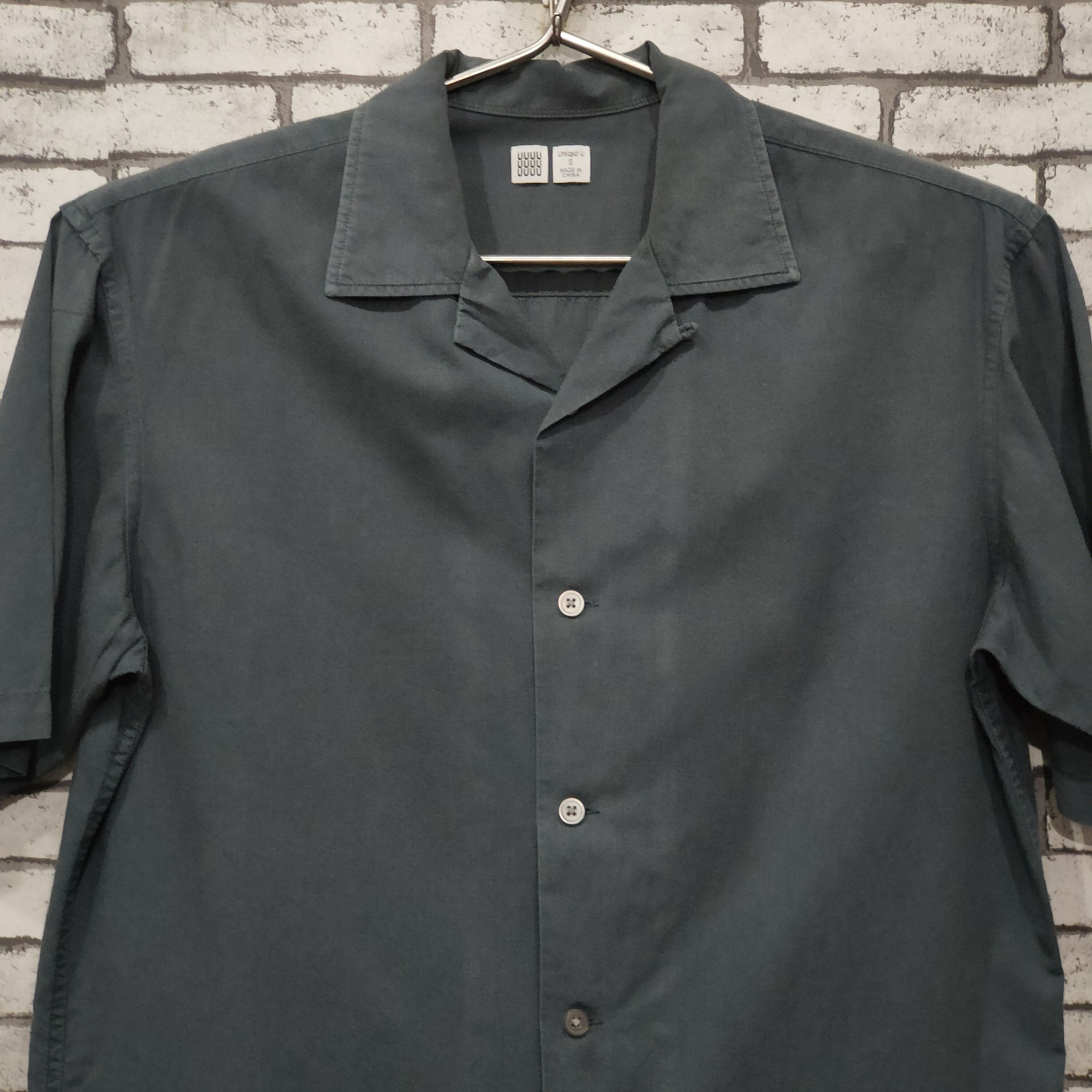 Uniqlo 🔥Uniqlo U shirt Size US M / EU 48-50 / 2 - 2 Thumbnail