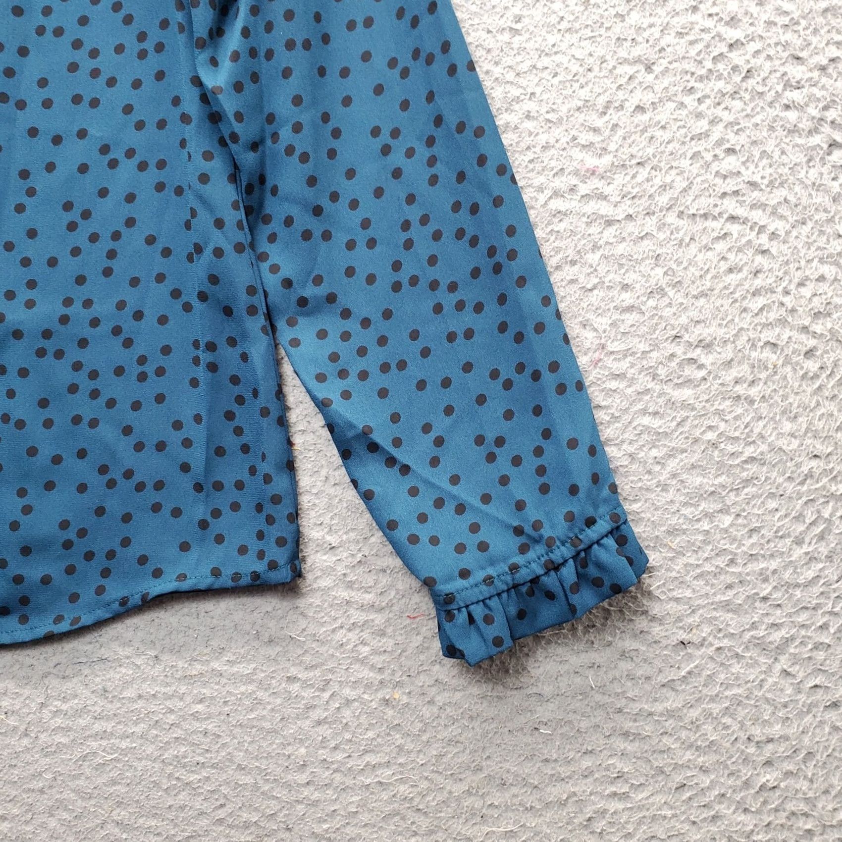 Banana Republic Banana Republic Blouse Womens XS Polka Dot Long Sleeve V-Neck Ruffle Top Size XS / US 0-2 / IT 36-38 - 7 Thumbnail