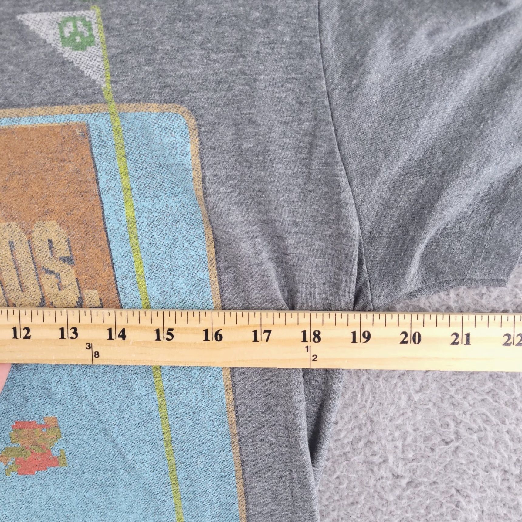 Old Navy Old Navy Shirt Mens Medium Gray Super Mario Bros Graphic Tee Collectabilitees) Size US M / EU 48-50 / 2 - 7 Thumbnail