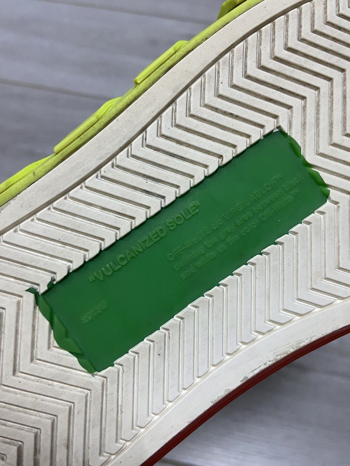 Off-White Off-White 2013 green vulcanized Virgil Abloh arrows shoes 42 Size US 9 / EU 42 - 12 Thumbnail