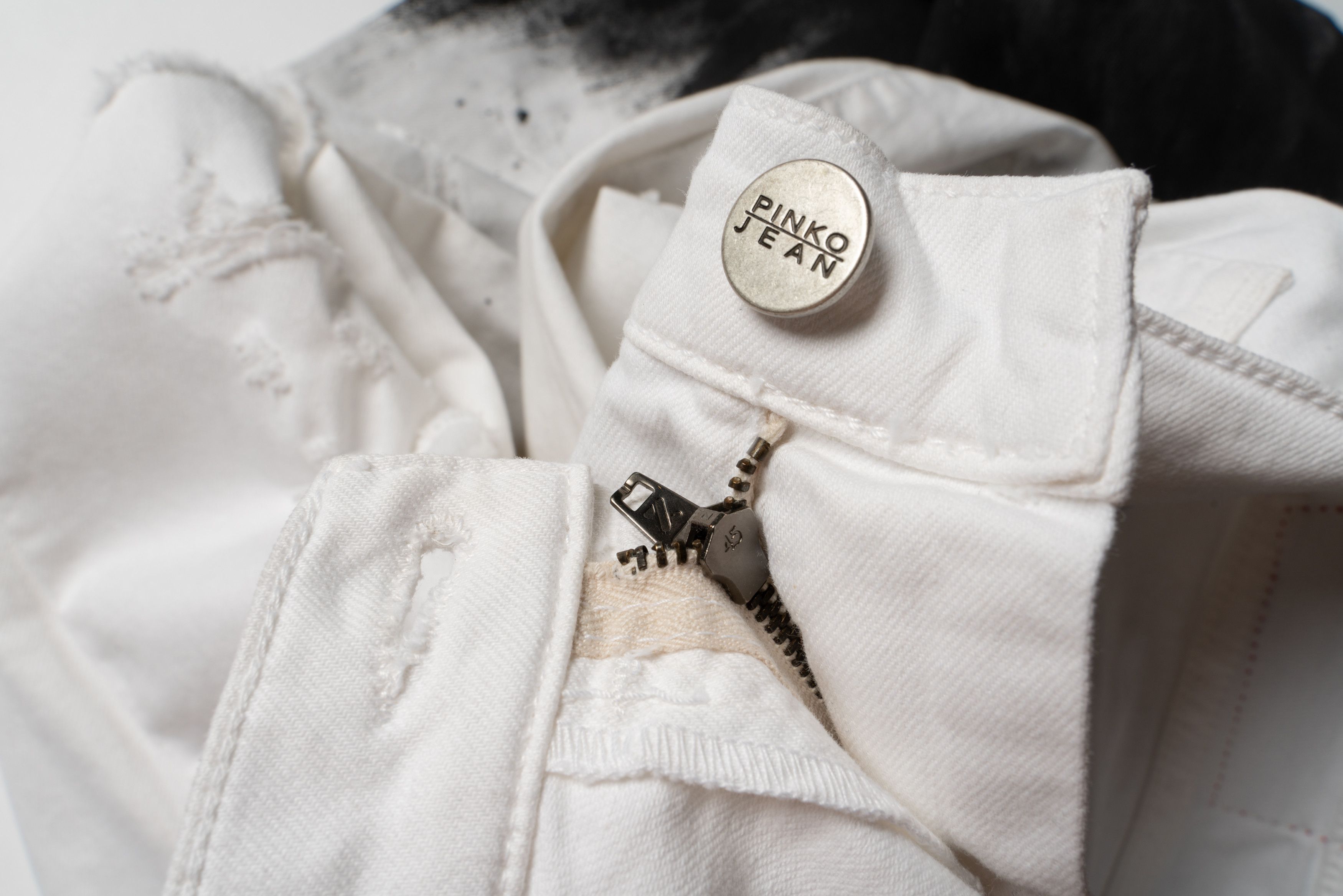 Pinko 🔴 PINKO JEANS Distressed Denim Jeans White Black Tie Dye Size 28" / US 6 / IT 42 - 8 Thumbnail