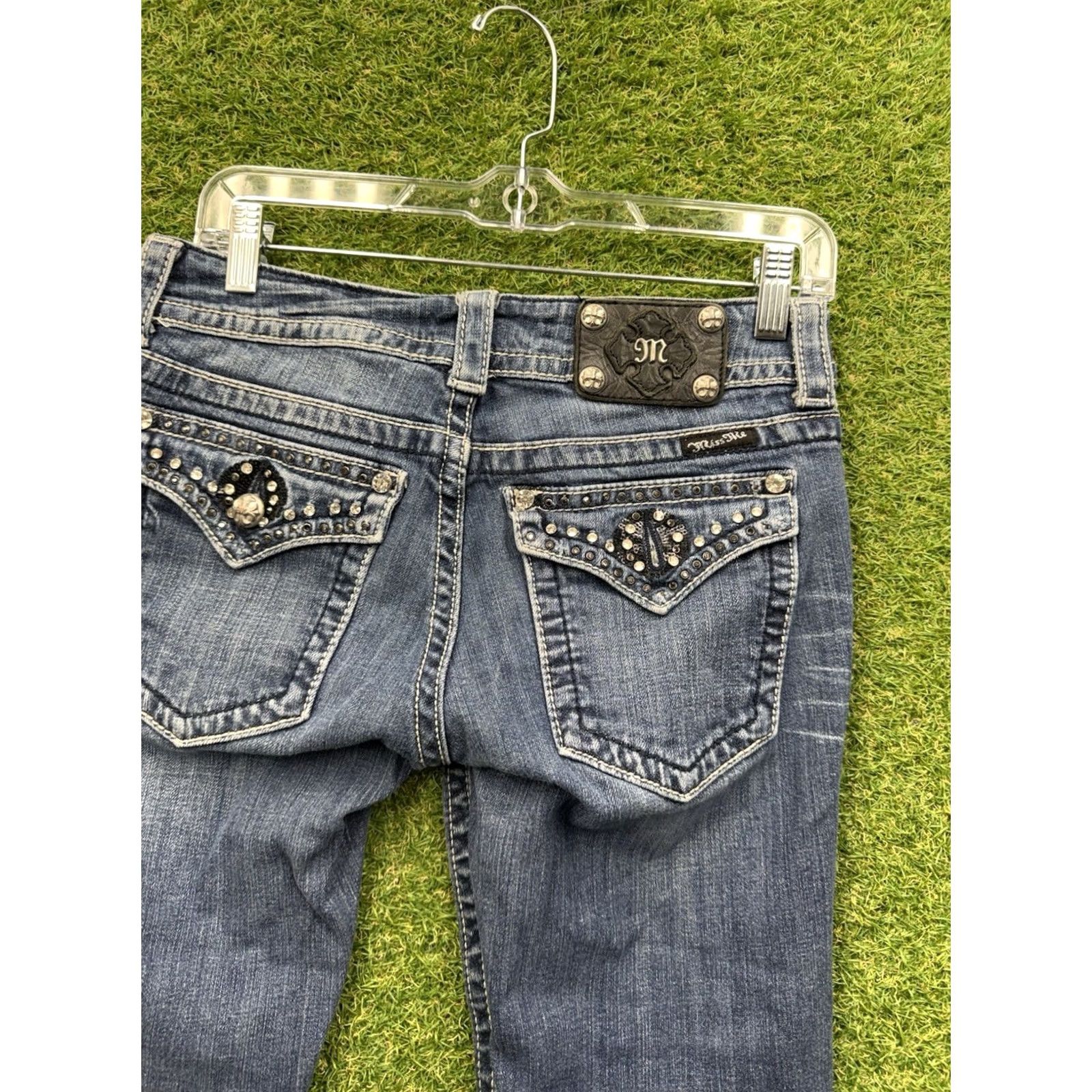 Miss Me Miss Me Jeans Capri 28x21 Denim Distressed Embellished 5-Pocket Blue Womens Size 28" / US 6 / IT 42 - 3 Thumbnail