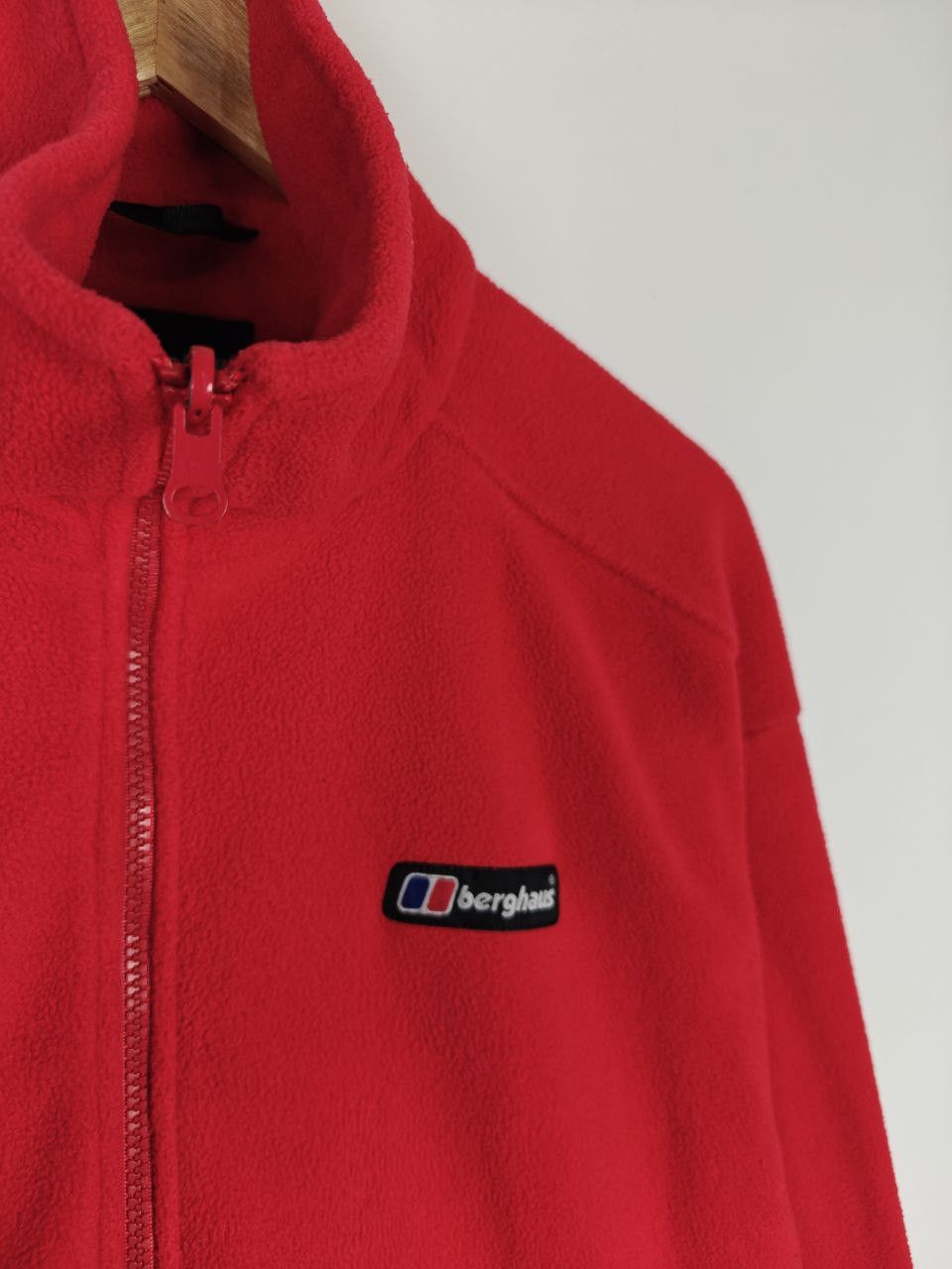 Berghaus Berghaus Fleece Jacket Zip Red size M Size US M / EU 48-50 / 2 - 4 Thumbnail