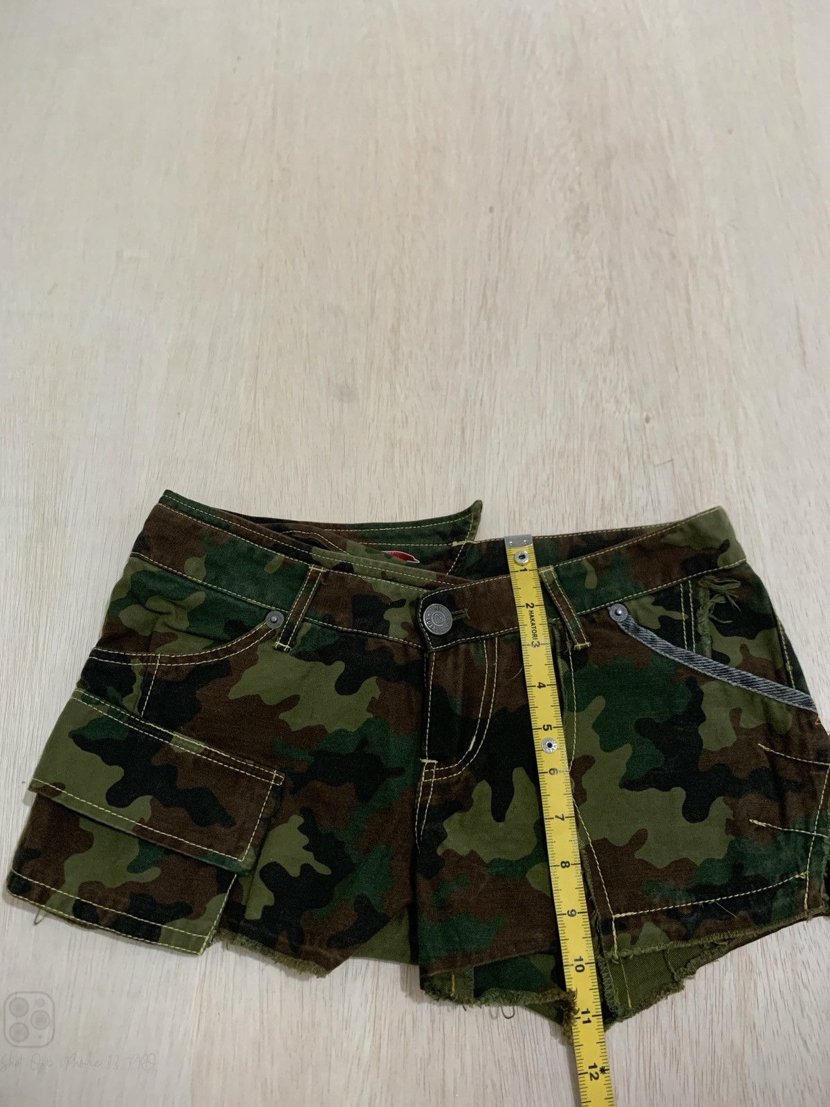 20471120 × Hysteric Glamour × Japanese Brand Y2k Jungle Cat Camo Ifsixwsnine Punk style Women's Size 30" / US 8 / IT 44 - 9 Thumbnail
