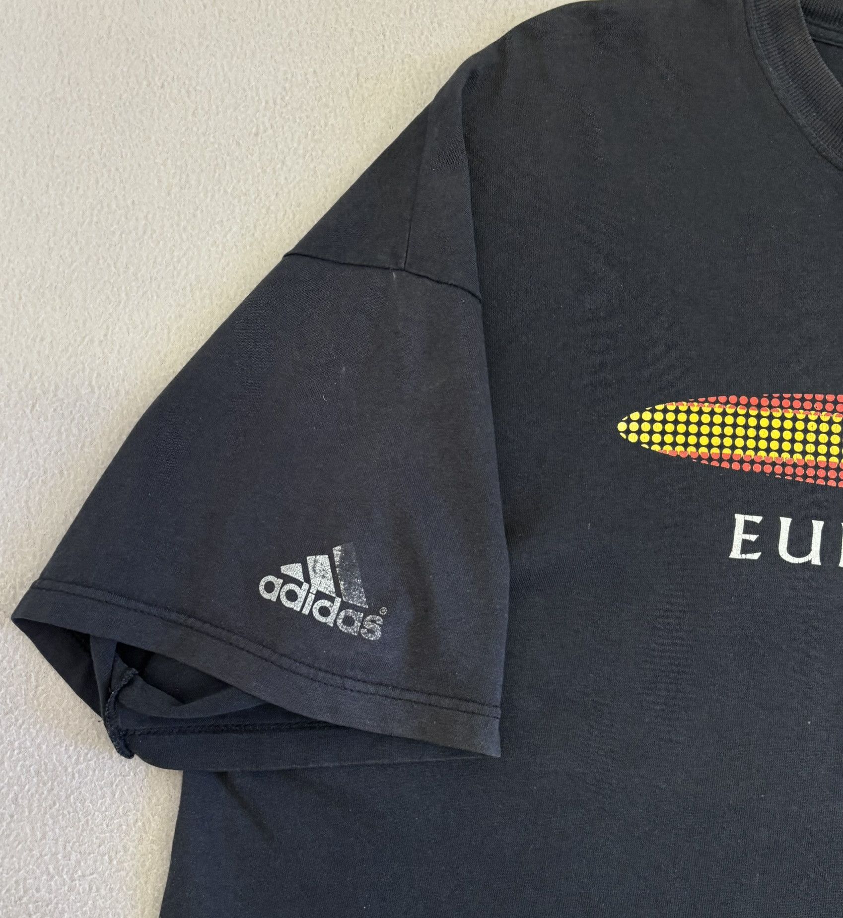 Adidas Spain Euro 2000 Adidas T-shirt Size XL-XXL Size US XXL / EU 58 / 5 - 8 Thumbnail