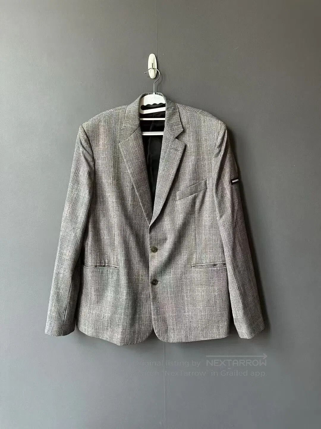 Balenciaga balenciaga checked sleeve suit coat. Size US S / EU 44-46 / 1 - 1 Thumbnail