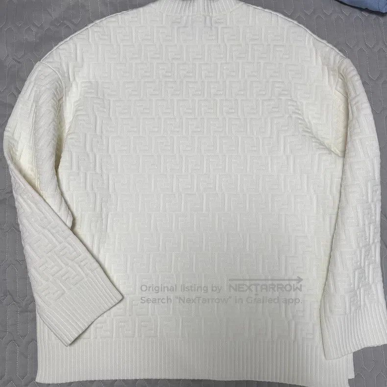 Fendi Fendi White Classic FF Jacquard Sweater Size M / US 6-8 / IT 42-44 - 4 Thumbnail