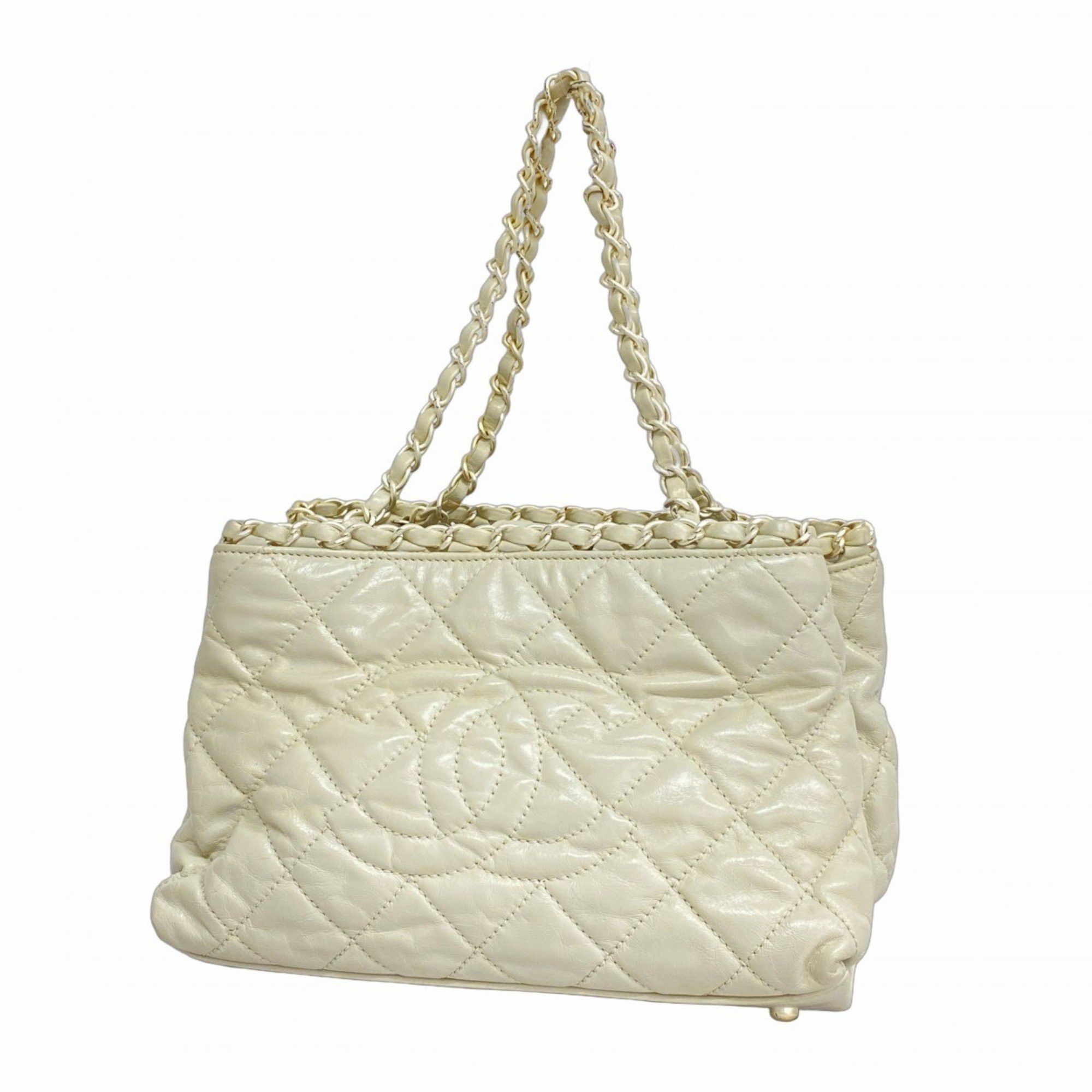 Chanel Tote Bag Matelasse Calfskin White Chain Ladies, Women's