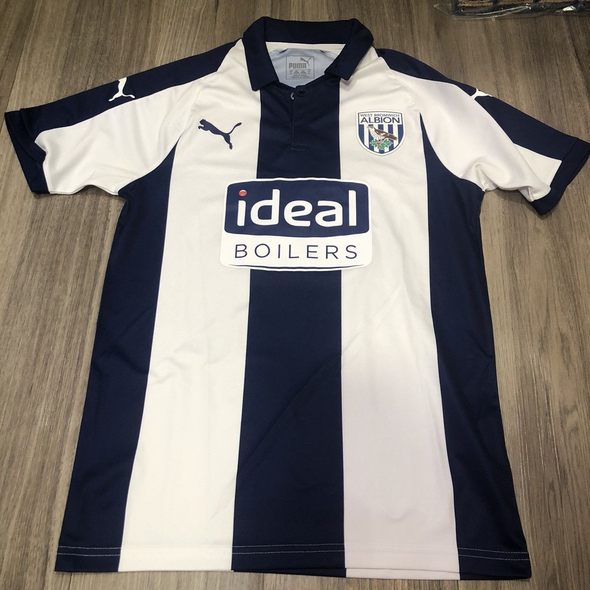 Puma West Bromwich 19/20 home shirt Size US S / EU 44-46 / 1 - 1 Thumbnail
