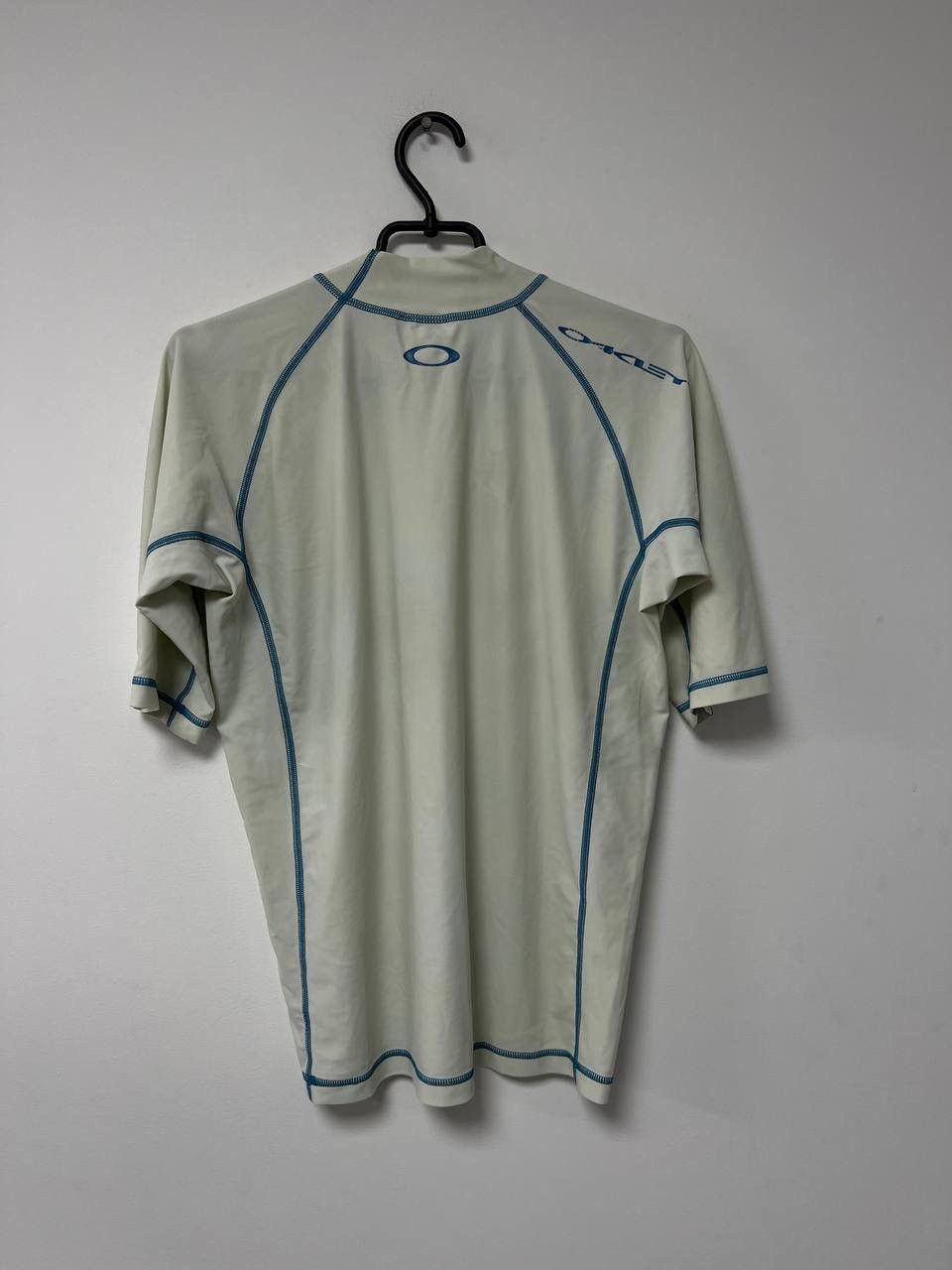 Other Vintage Oakley Compression Shirt Swim Run Athletic sz 2XL Size US XXL / EU 58 / 5 - 16 Thumbnail